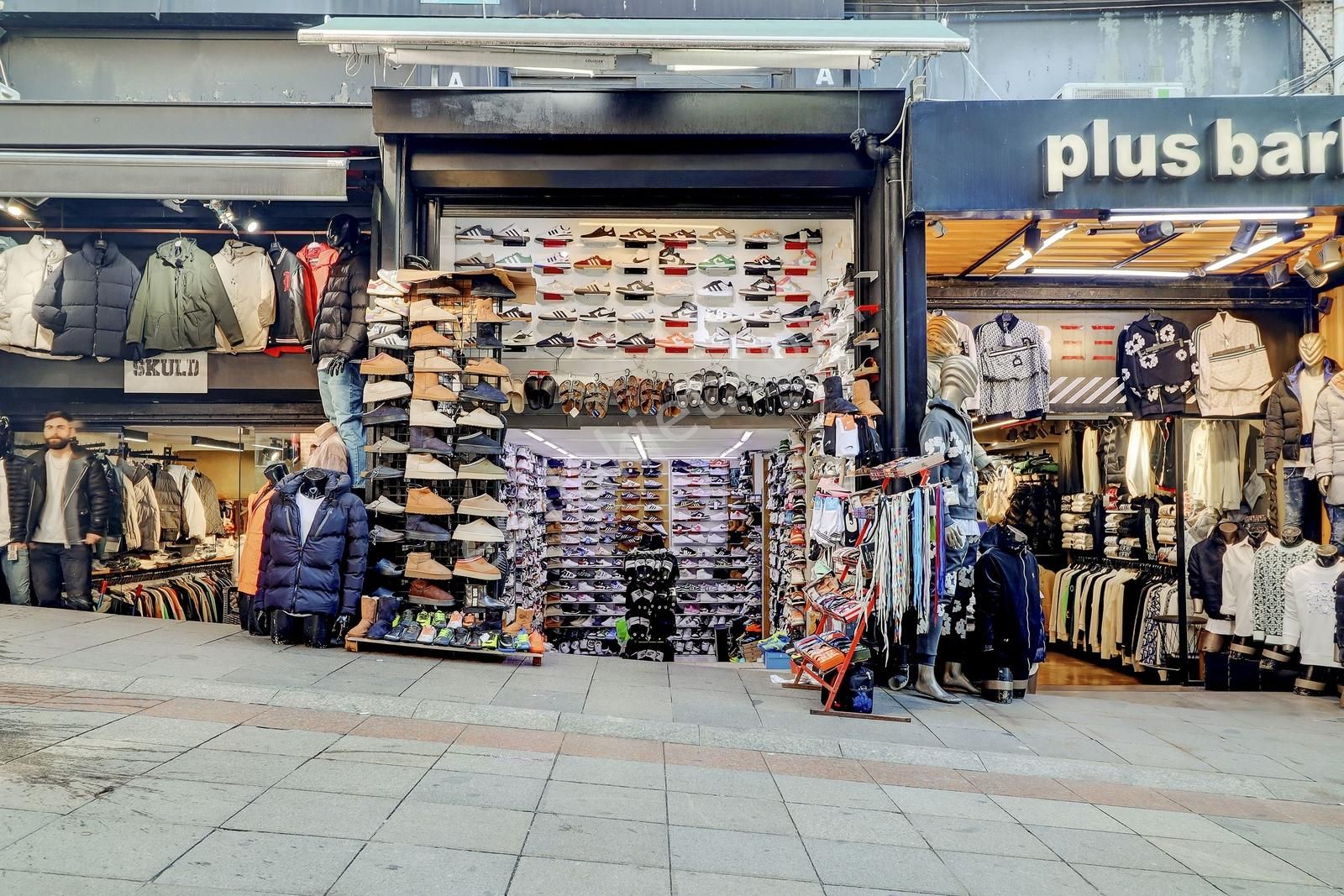 Kadıköy Çarşıda Ticaretin Merkezi Harika Konumda Satılık Dükkan - Görsel 14