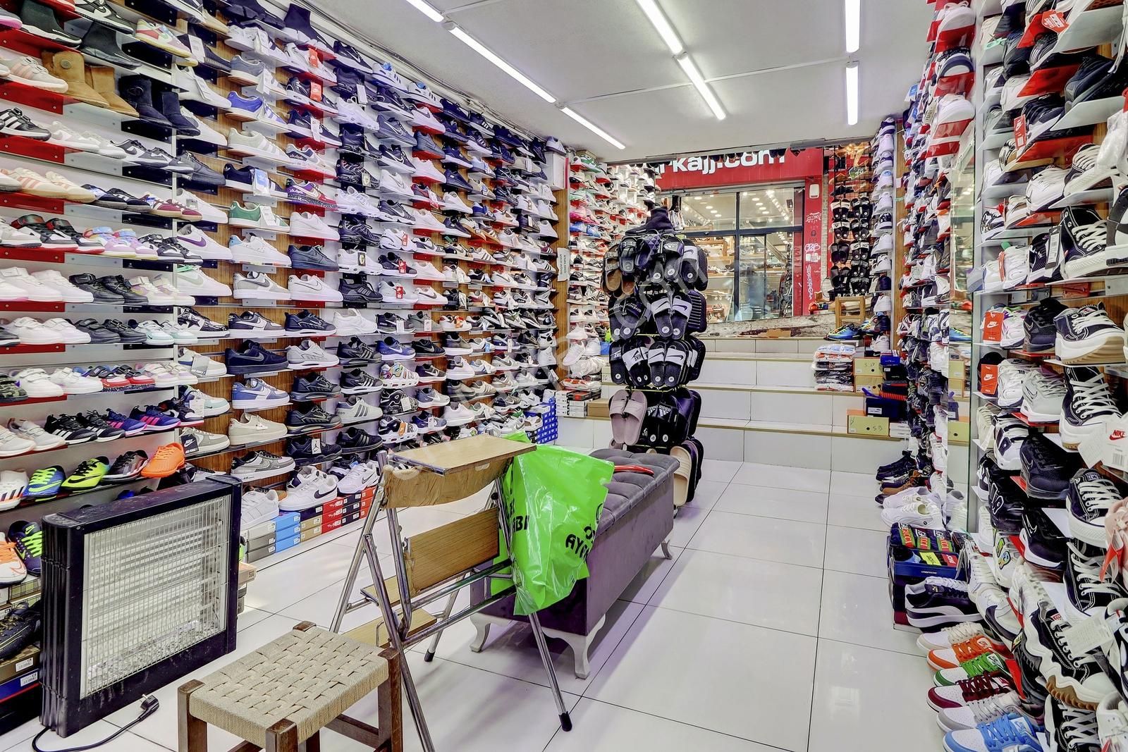 Kadıköy Çarşıda Ticaretin Merkezi Harika Konumda Satılık Dükkan - Görsel 16