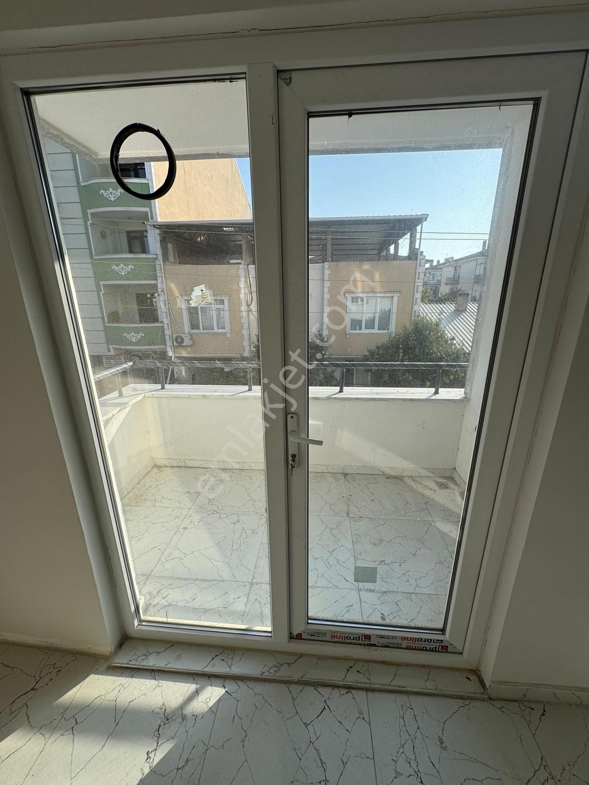 Tarım Kenti Karacabeyde Merkezi Balkonlu Yeni 3+1 Kombili Fırsat - Görsel 20