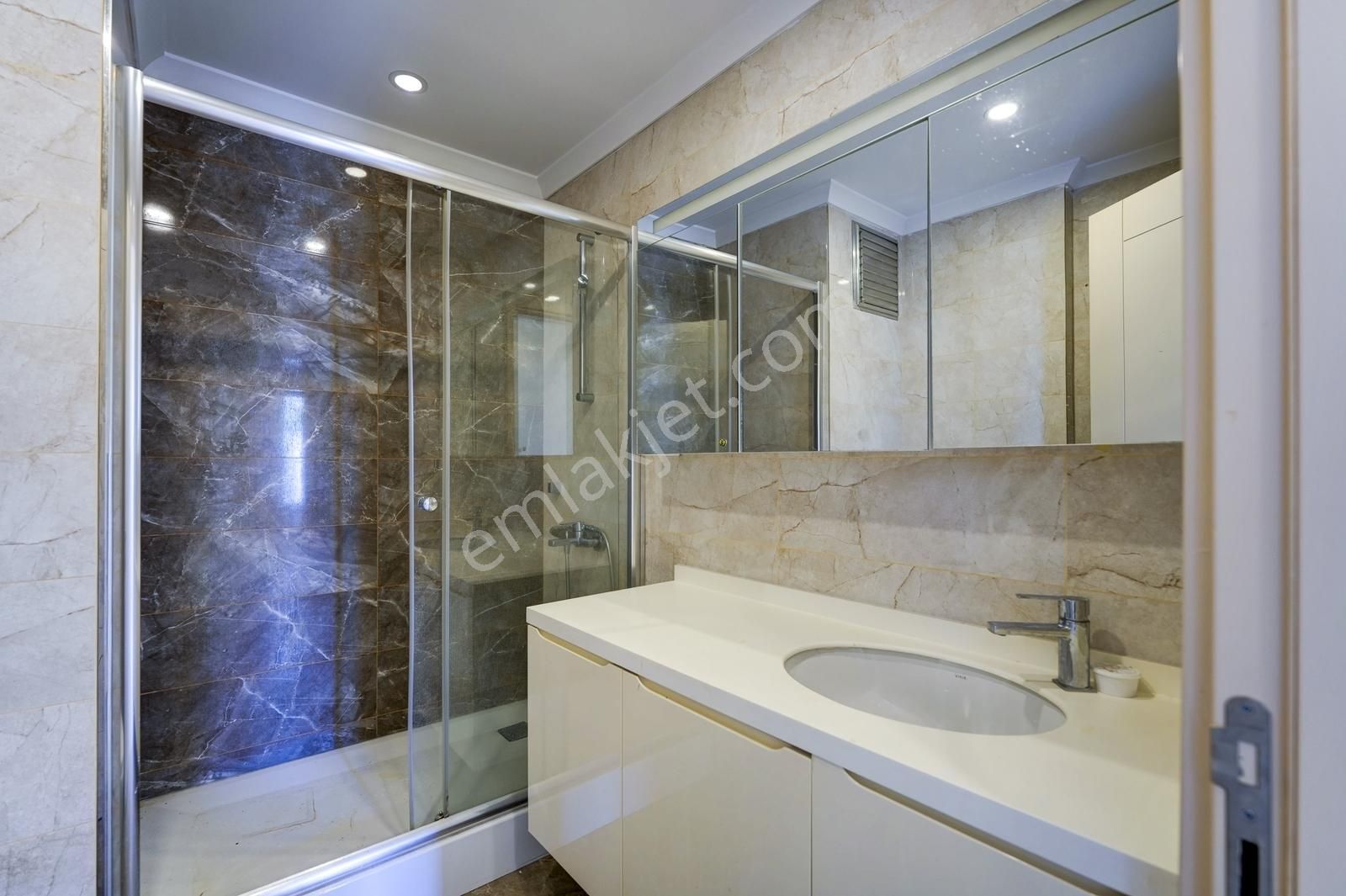 F.bahçe Selamiçeşme Özgürlük Park Cepheli Ferah Bağdatcd'ne 100m - Görsel 24