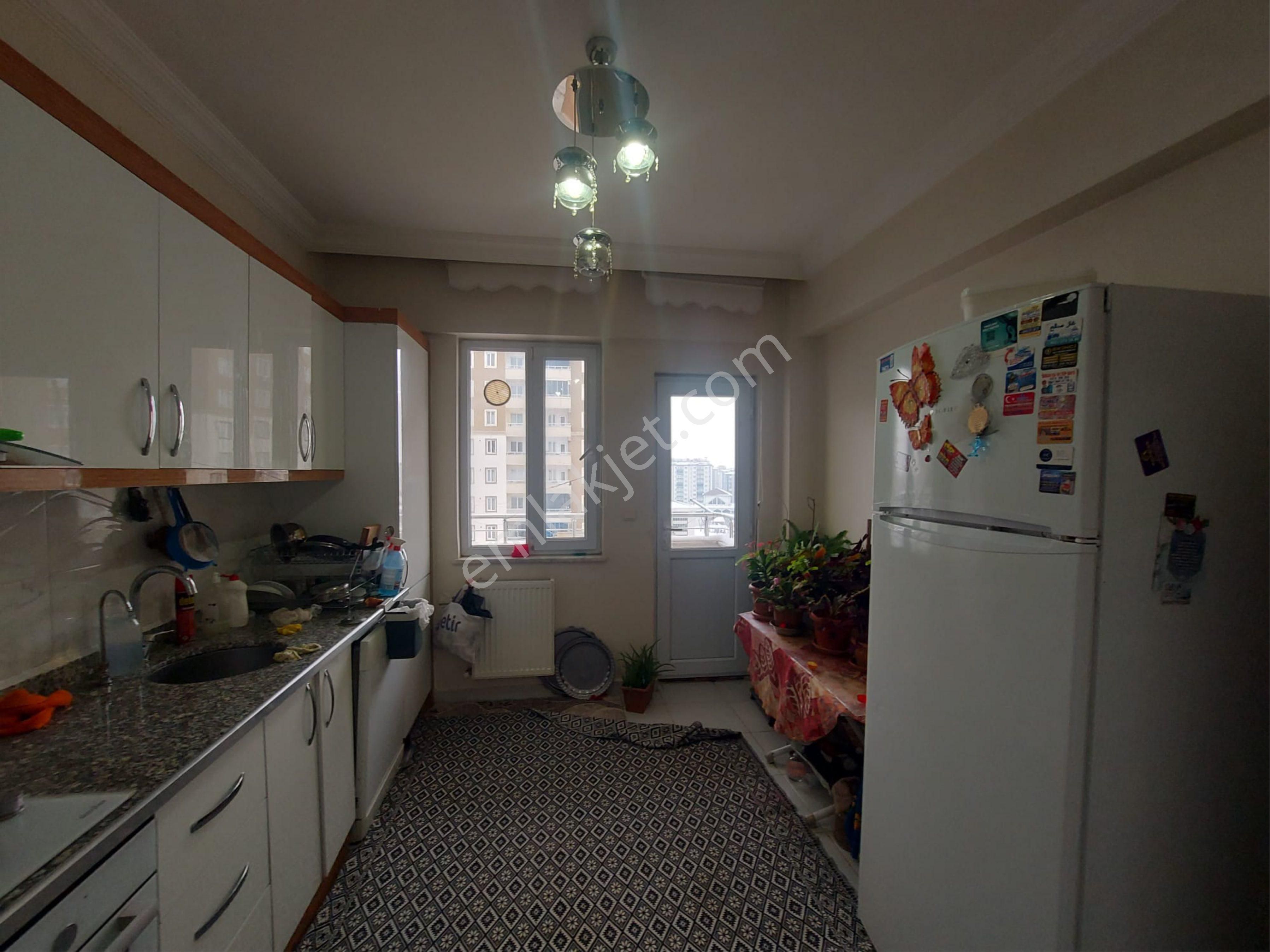 Çözüm Emlak'tan Satılık 2+1 Şahintepe Mahallesinde Daire - Görsel 4