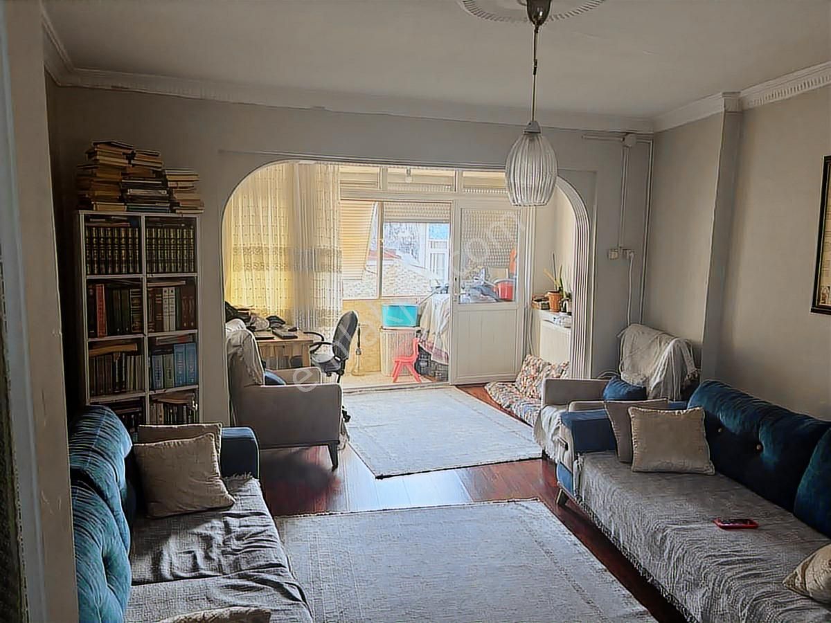 Kadırga Cad. Üzerinde 2+1 - Görsel 10