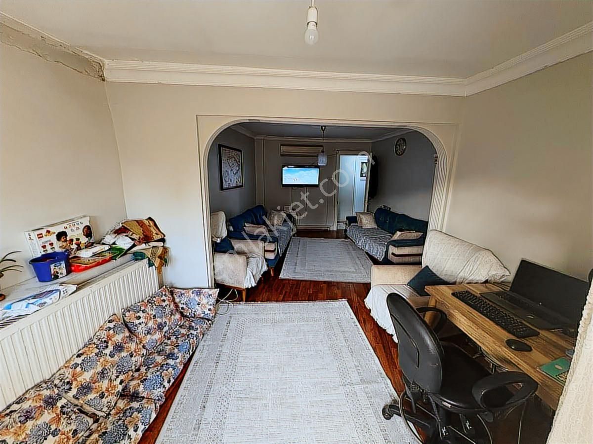 Kadırga Cad. Üzerinde 2+1 - Görsel 8