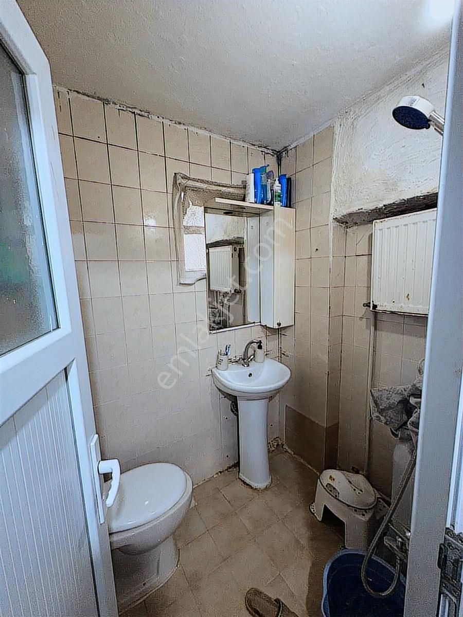 Kadırga Cad. Üzerinde 2+1 - Görsel 13