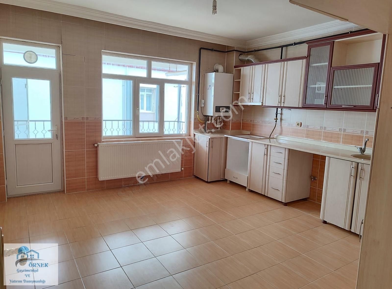 Cumhuriyet Mah. Koç İ.okulu Üstü Kiralık 4+1 Ara Kat Daire - Görsel 22