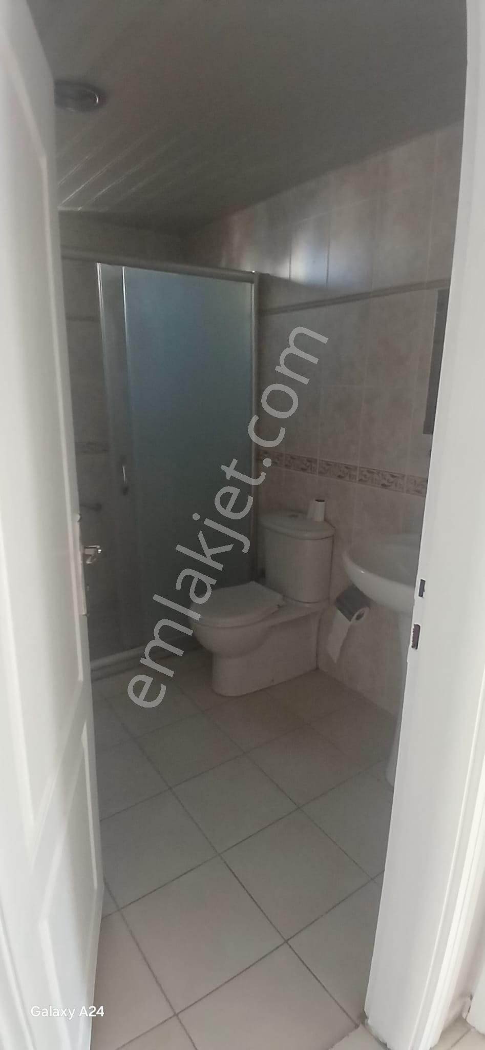 Meydankavağı'nda Geniş 4+1 Kiralık - Görsel 15