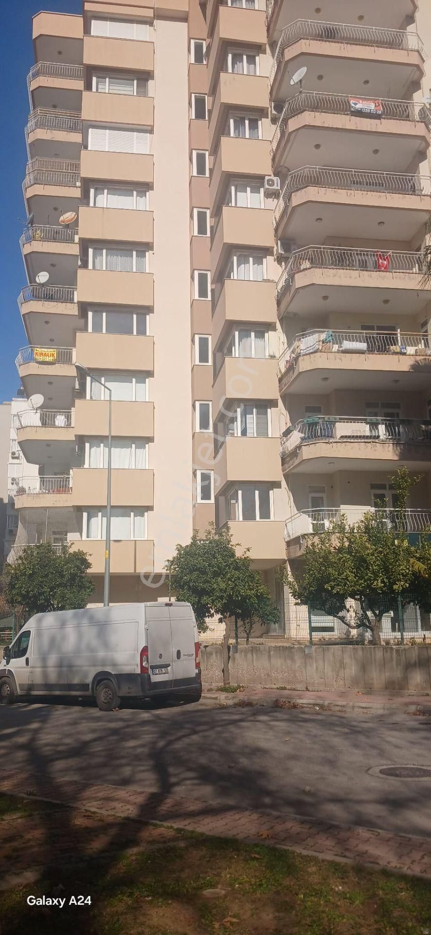 Meydankavağı'nda Geniş 4+1 Kiralık