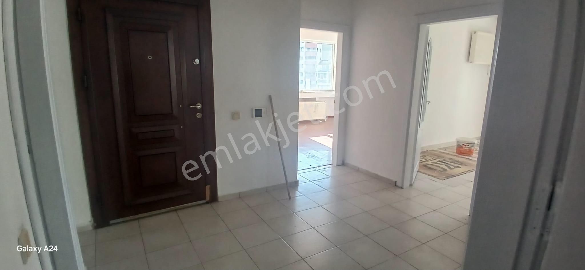 Meydankavağı'nda Geniş 4+1 Kiralık - Görsel 4