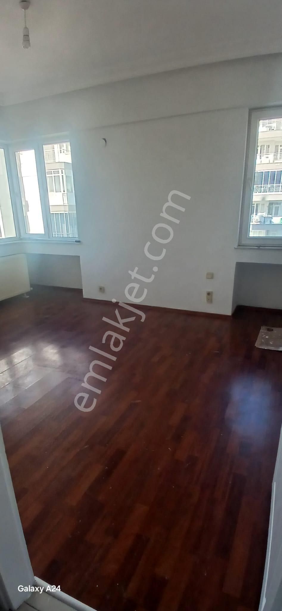 Meydankavağı'nda Geniş 4+1 Kiralık - Görsel 18