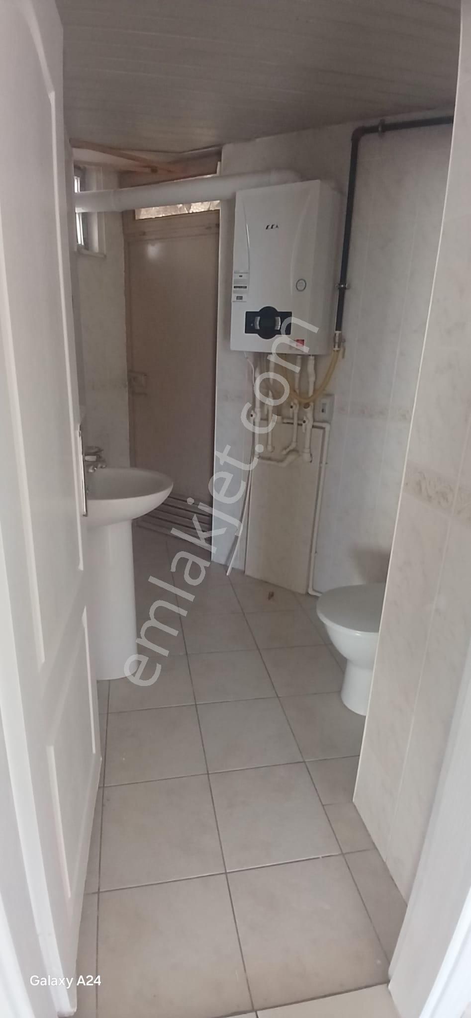 Meydankavağı'nda Geniş 4+1 Kiralık - Görsel 10