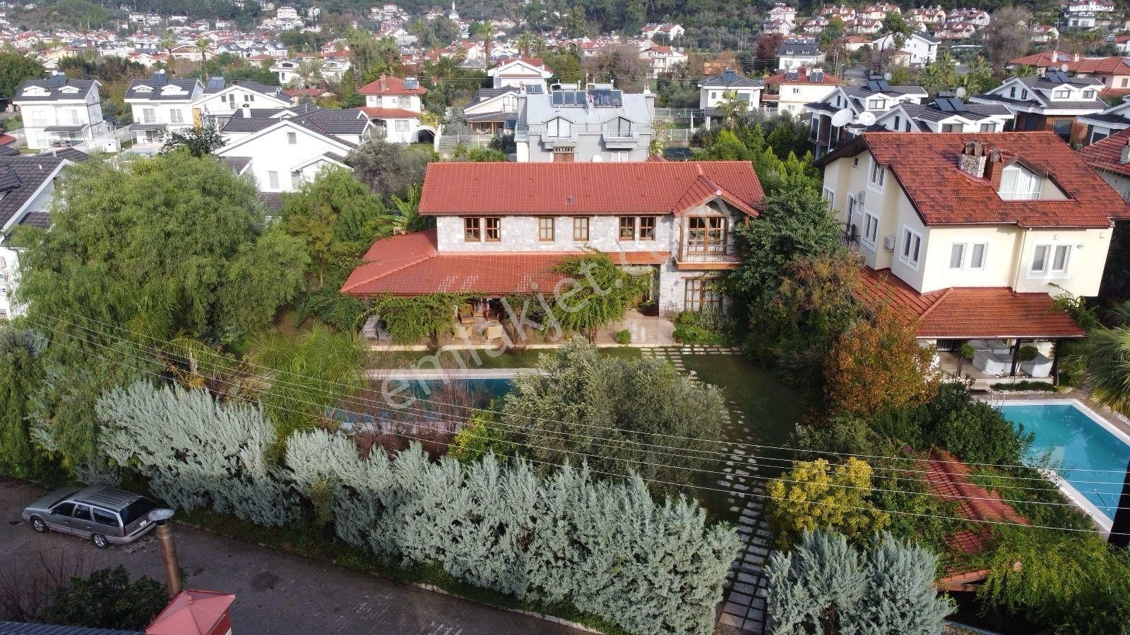 Göcek Merkezde 1185 M2 Bahçeli Havuzlu 95 M2 Teraslı Dubleks - Görsel 33