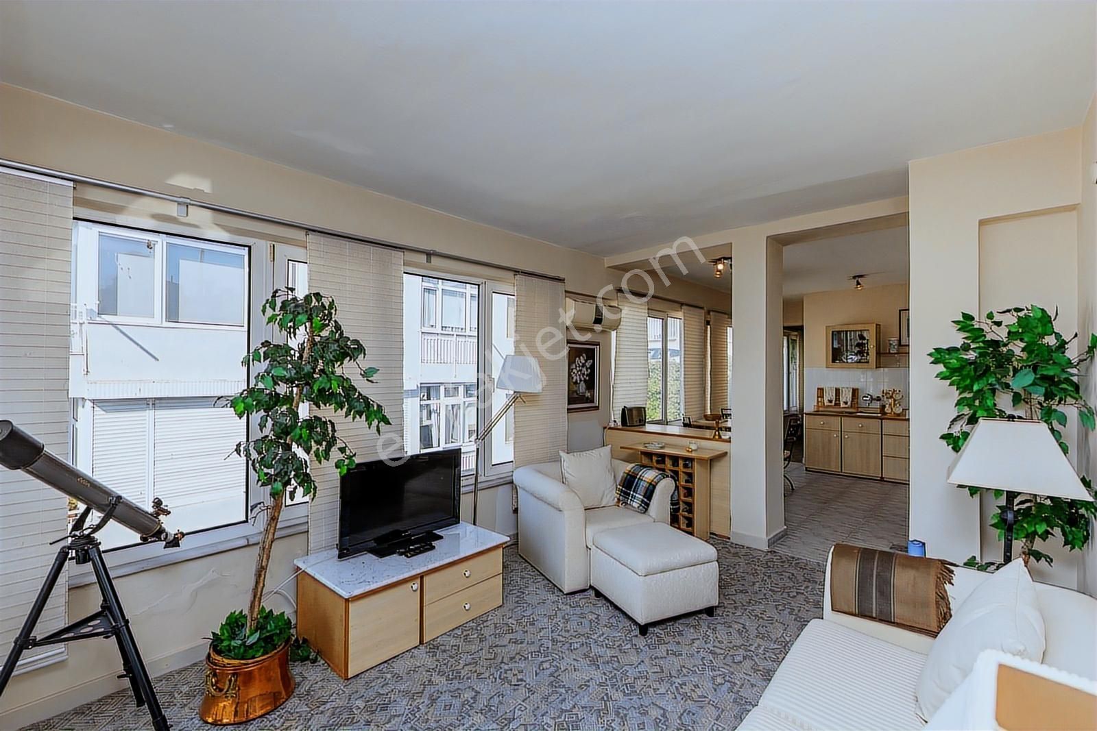 Çengelköy 'de Eşsiz Ve Kesintisiz Boğaz Manzaralı Satılık Daire - Görsel 23