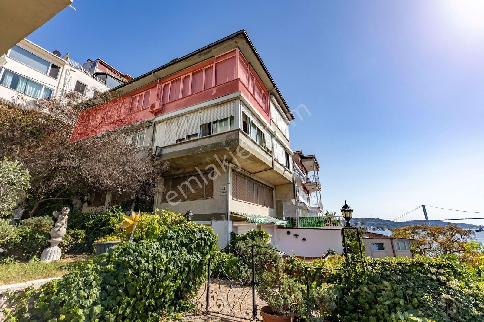 Çengelköy 'de Eşsiz Ve Kesintisiz Boğaz Manzaralı Satılık Daire - Görsel 6