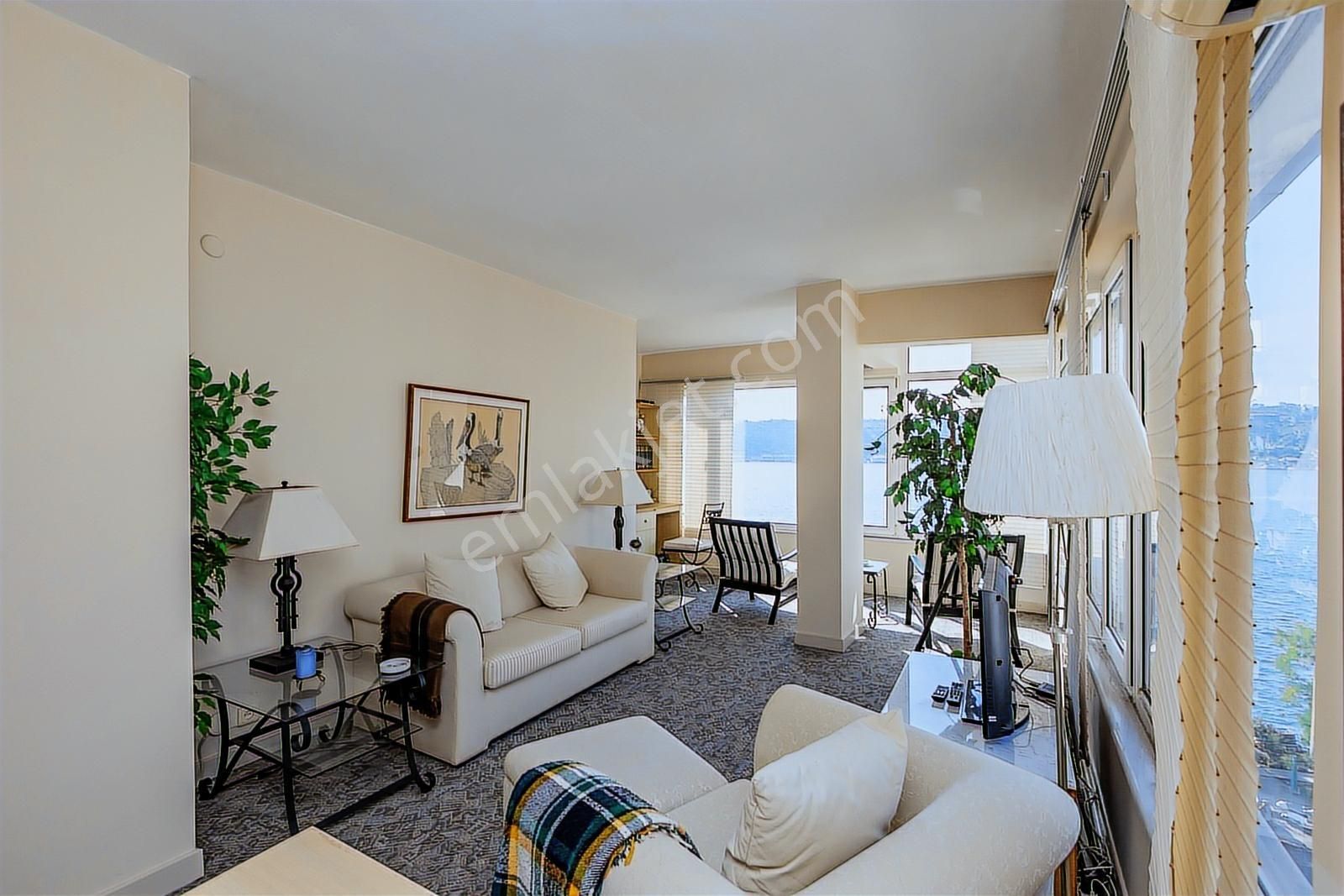 Çengelköy 'de Eşsiz Ve Kesintisiz Boğaz Manzaralı Satılık Daire - Görsel 3