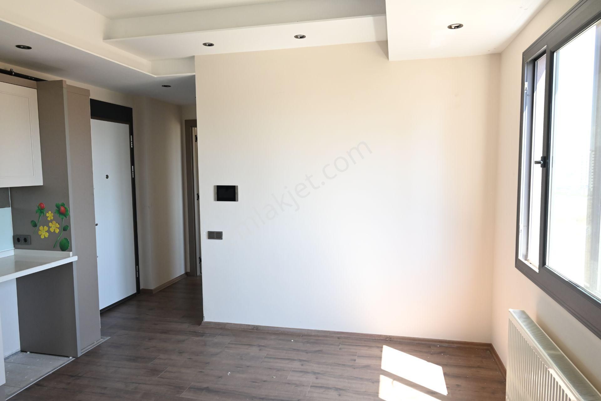 Üstünkent'ten Fuat Morel'de Kiralık 2+1 Modern Daire - Görsel 5