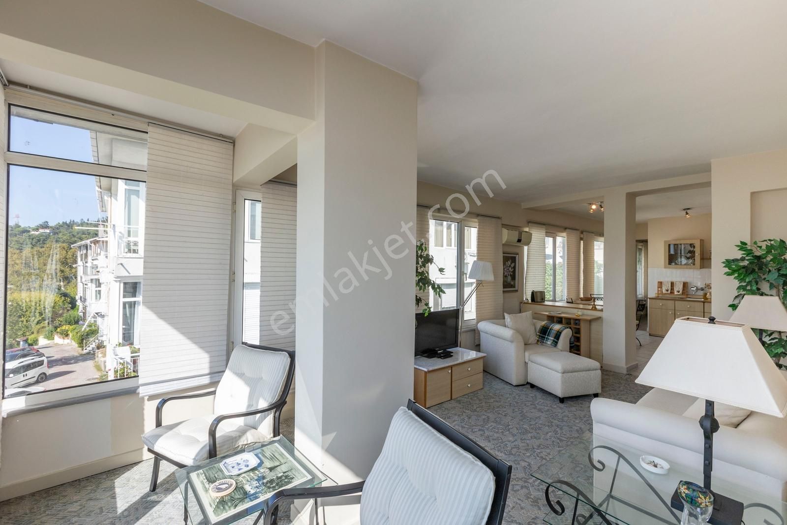 "istanbul'un Eşsiz Boğaz Manzaralı 1+1 Konutu Sizi Bekliyor!" - Görsel 32