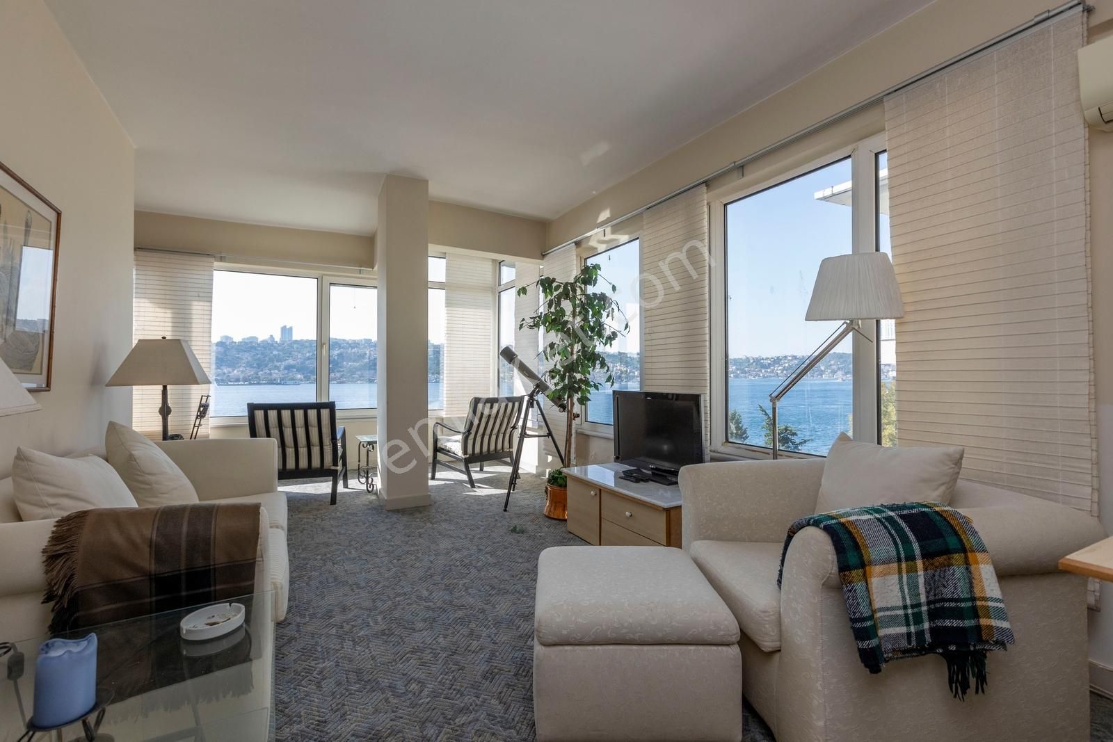 "istanbul'un Eşsiz Boğaz Manzaralı 1+1 Konutu Sizi Bekliyor!" - Görsel 16