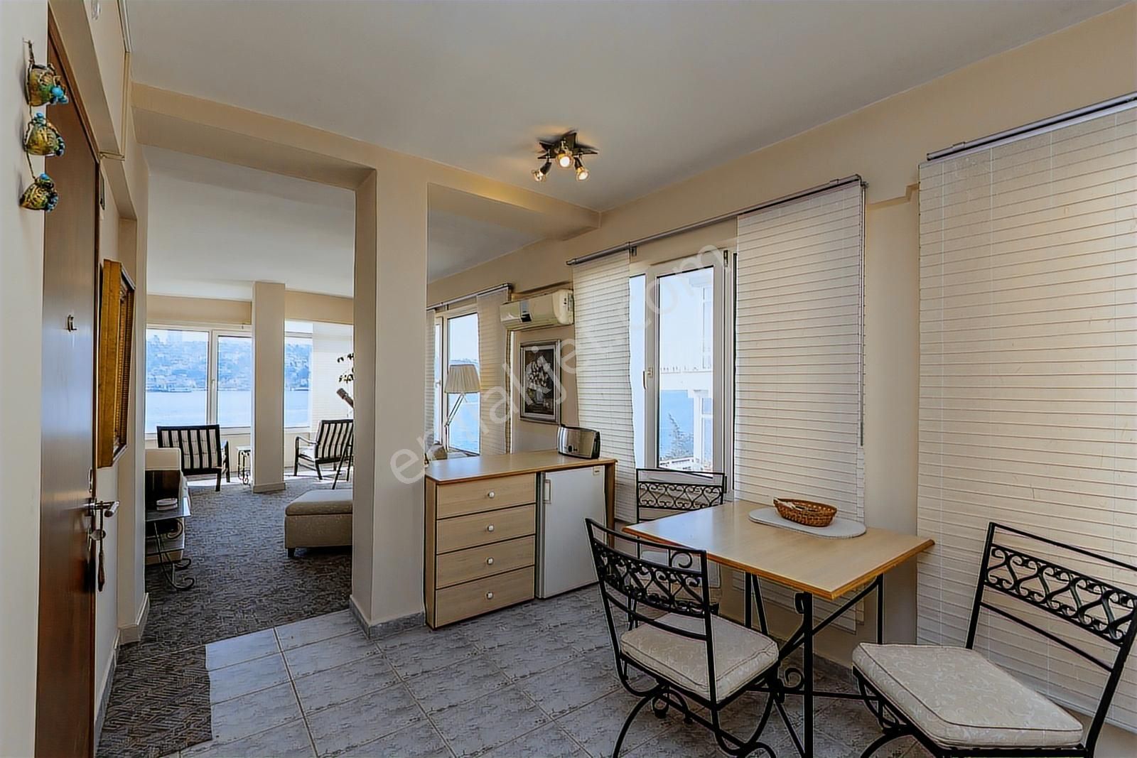 "istanbul'un Eşsiz Boğaz Manzaralı 1+1 Konutu Sizi Bekliyor!" - Görsel 28