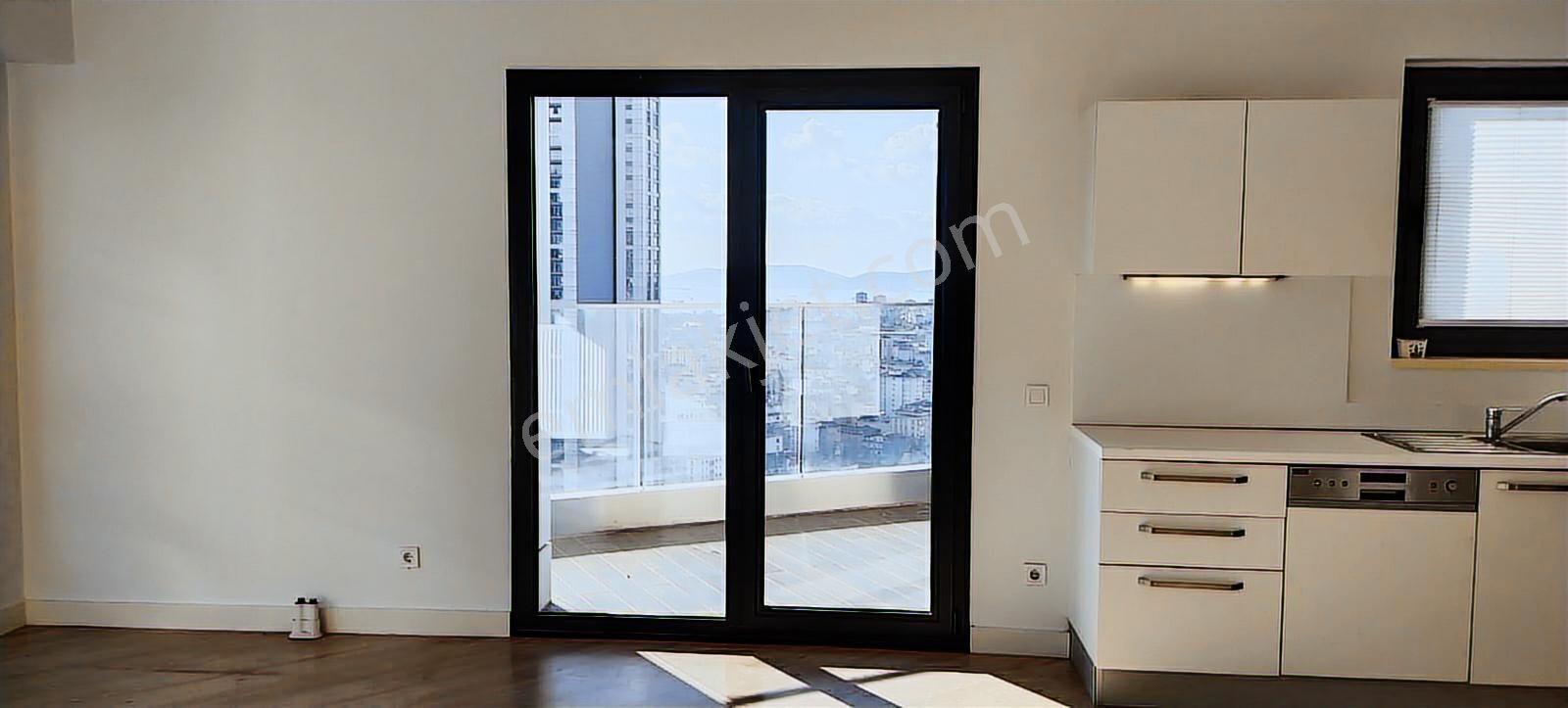 Mesa Kartall'da, Teraslı, Deniz Manzaralı, Kiralık 2+1 Daire - Görsel 16