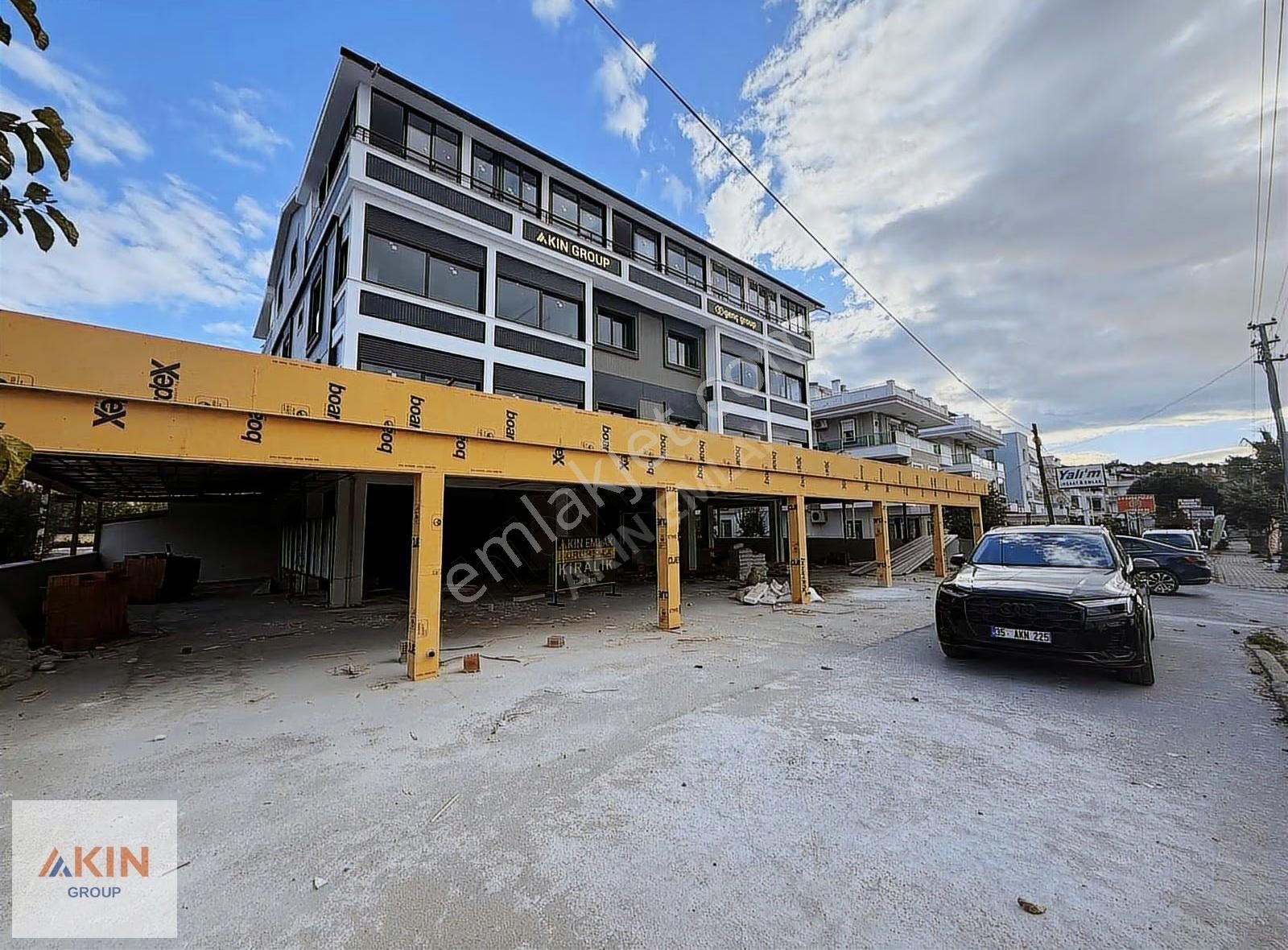 Özdere Çukuraltı Sıfır Binada Ana Caddede 800m² Dükkan