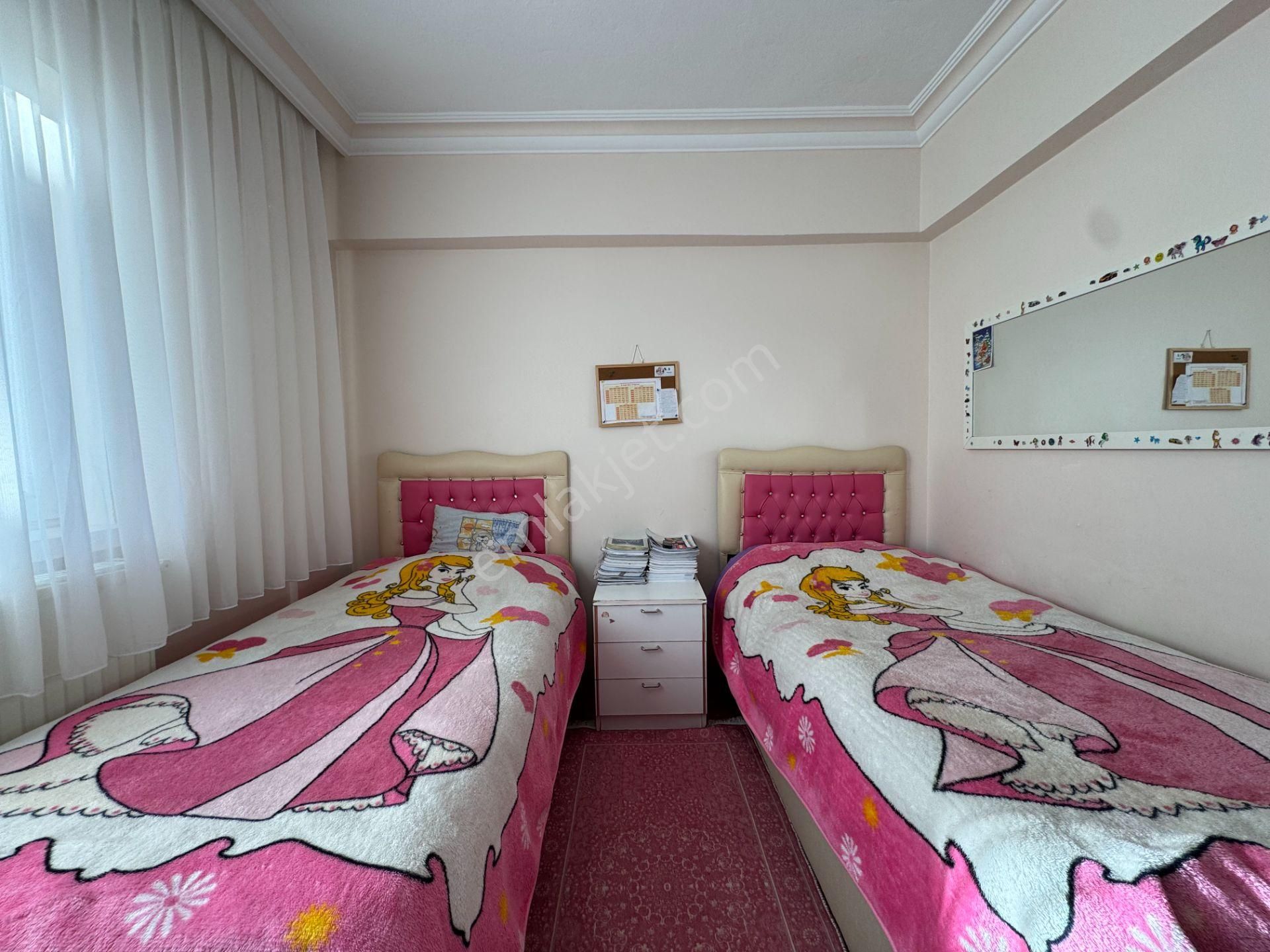 Nam-ak Emlak'tan Kapalı Teraslı Çift Banyolu Güney C. 4+1 Dubleks - Görsel 20