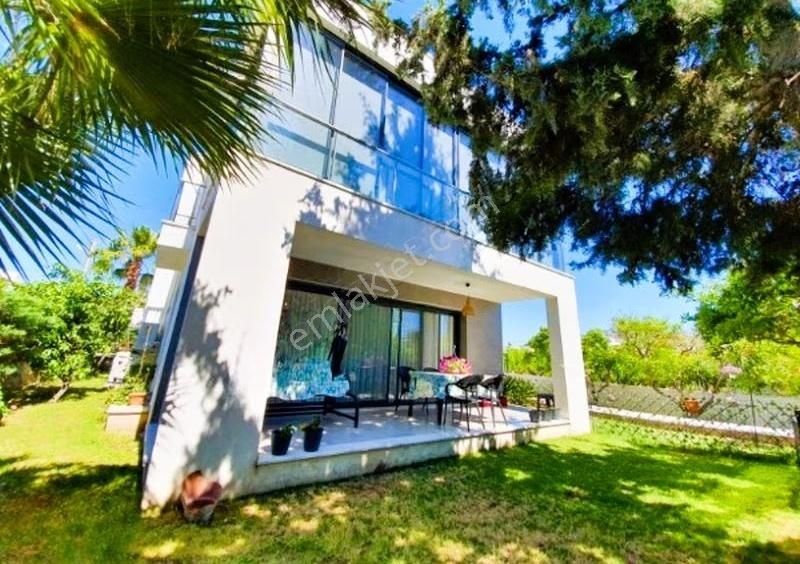 Bahçelievler Denize 50 Metre Full Eşyalı 3+1 Bahçe Katı Daire - Görsel 21