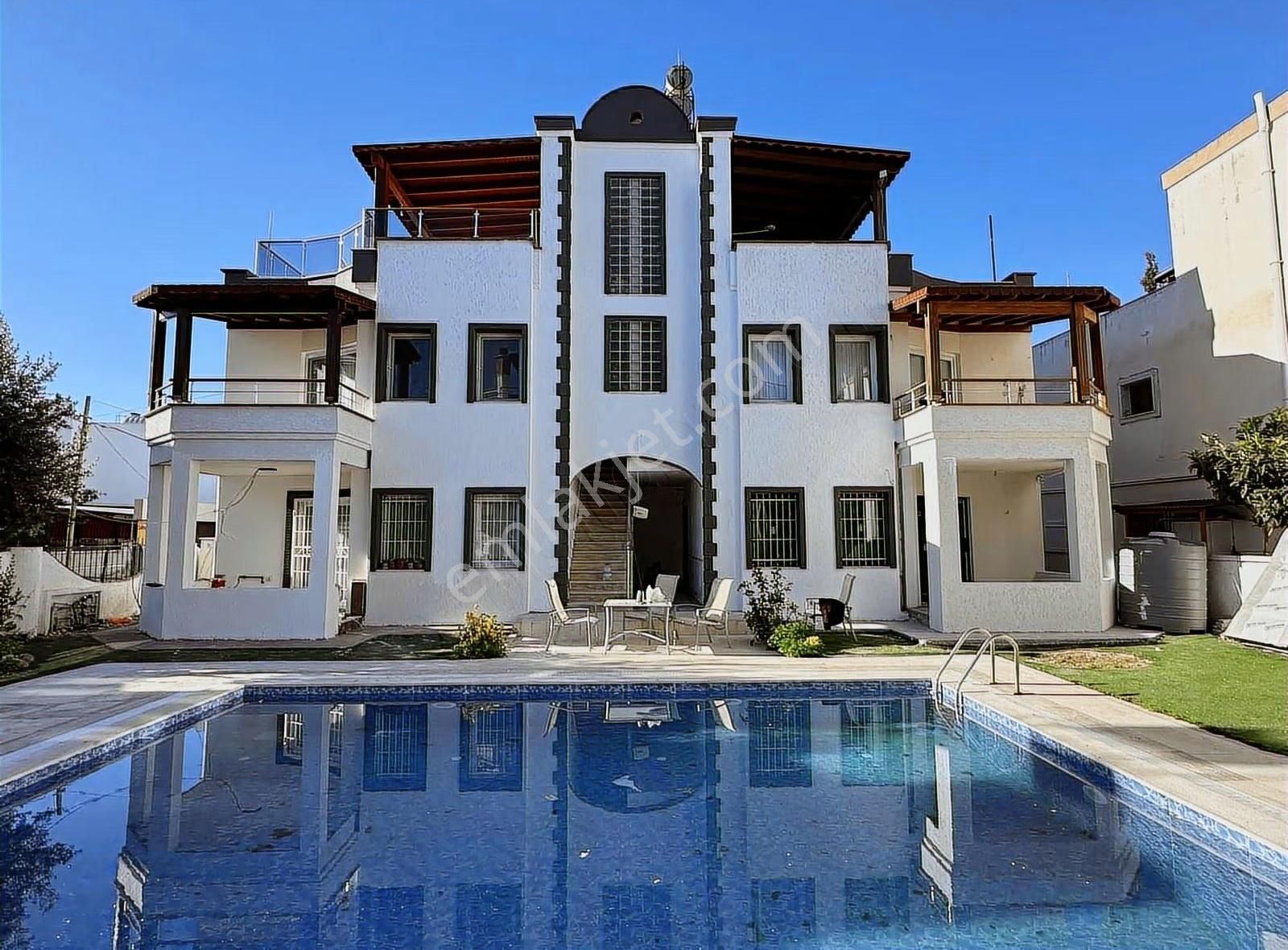 Bahçelieveler'de Denize 50 Adım Çarşıya 400mt Üst Dubleks