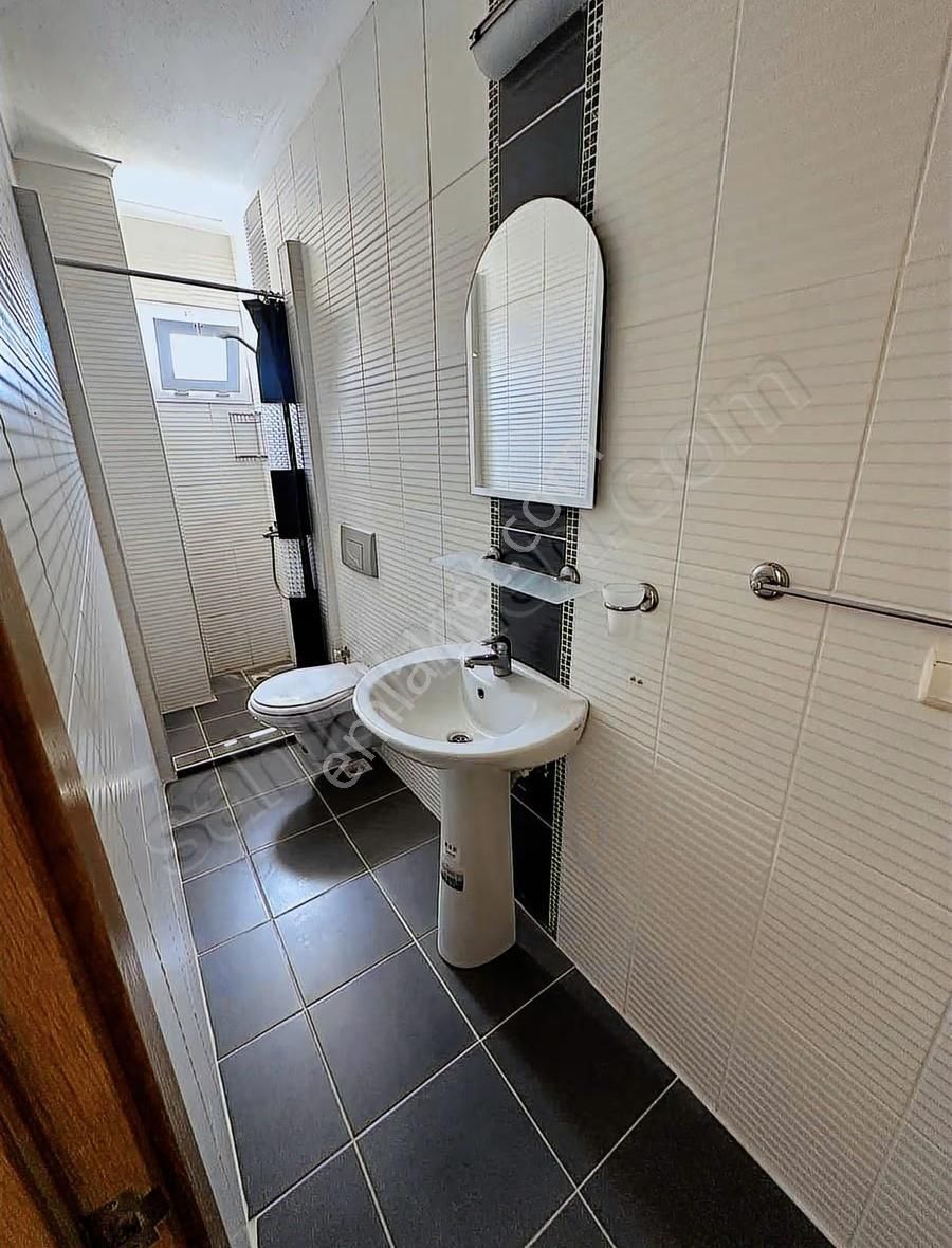 Bahçelieveler'de Denize 50 Adım Çarşıya 400mt Üst Dubleks - Görsel 9