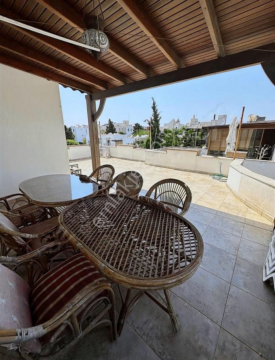 Bahçelieveler'de Denize 50 Adım Çarşıya 400mt Üst Dubleks - Görsel 13