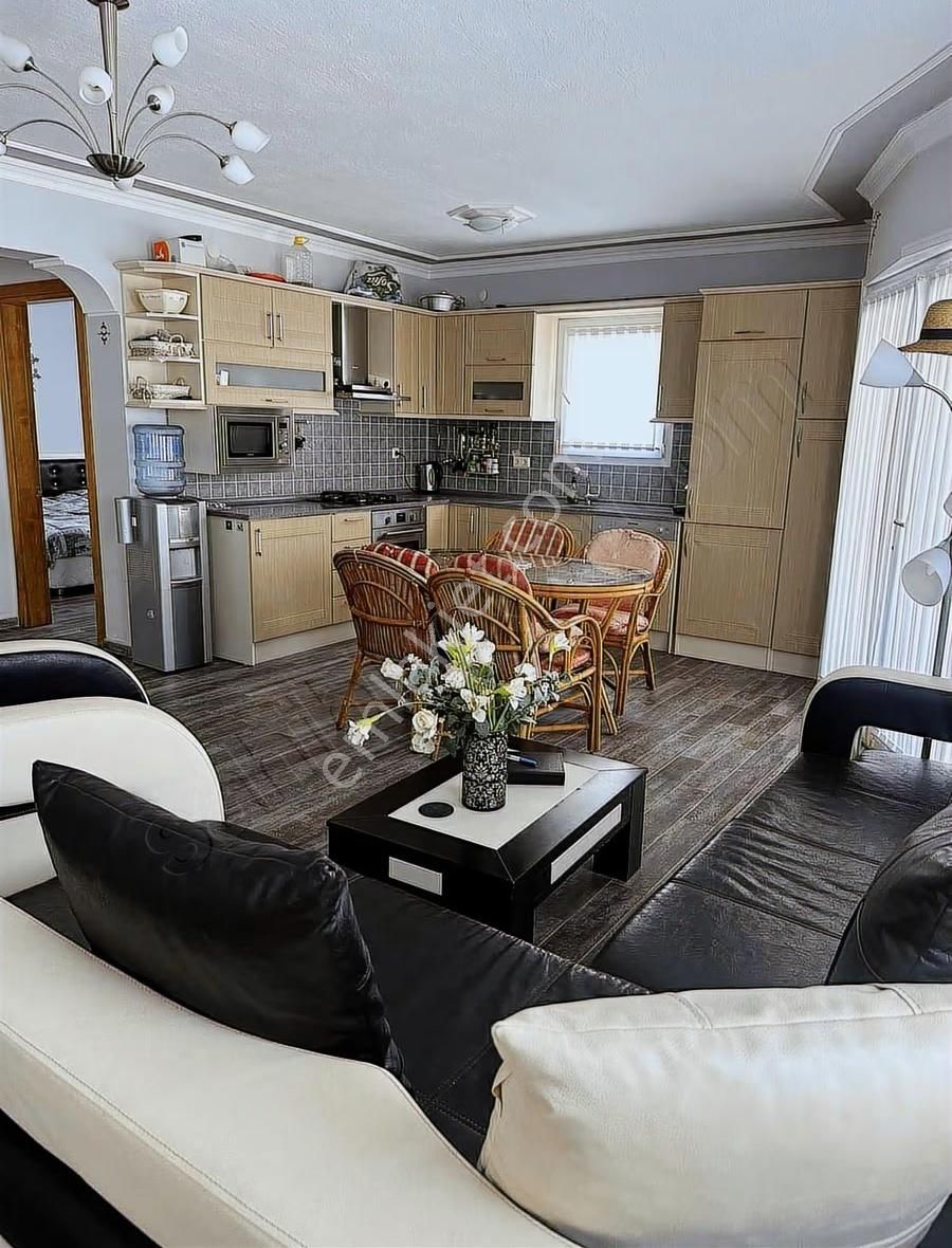 Bahçelieveler'de Denize 50 Adım Çarşıya 400mt Üst Dubleks - Görsel 30