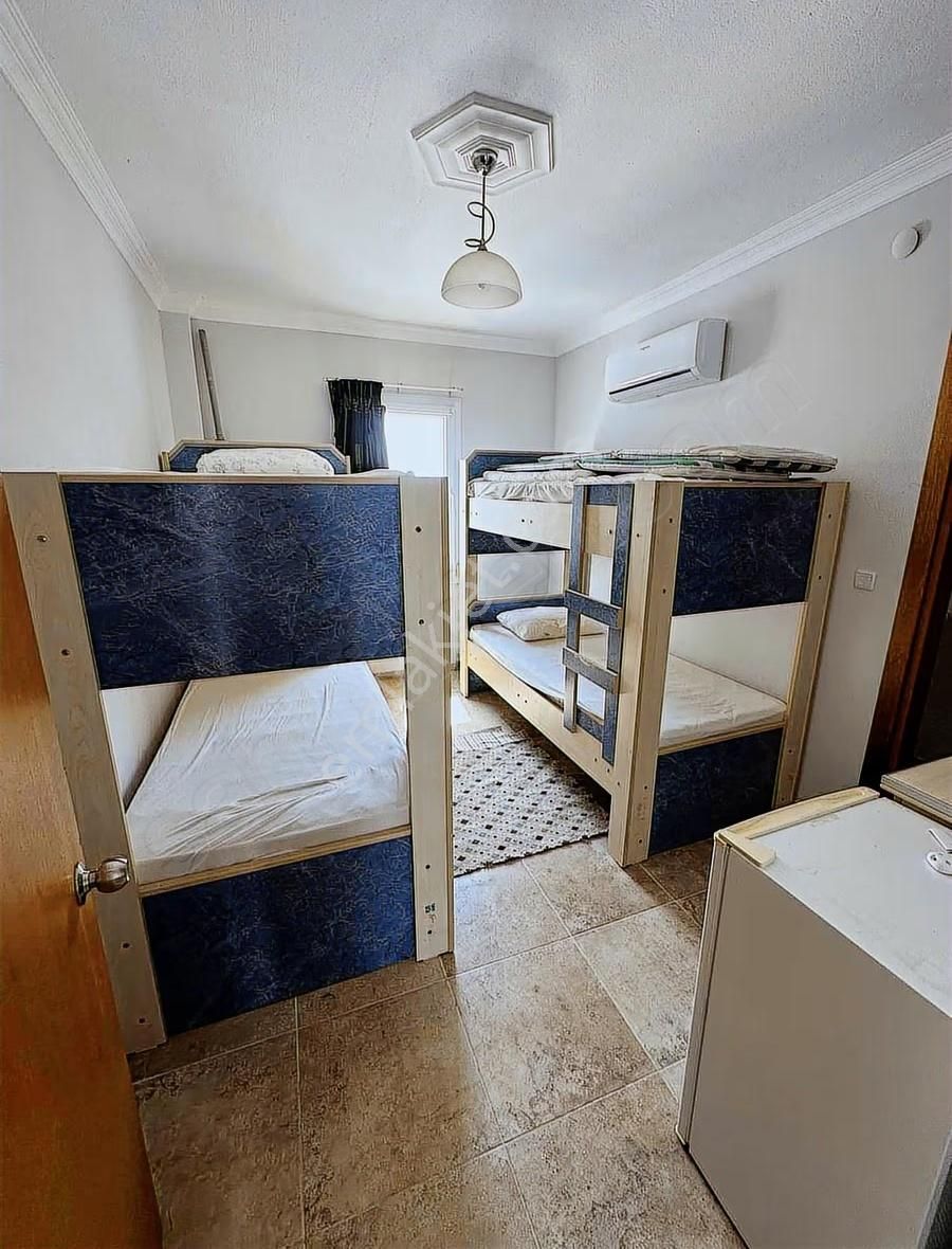 Bahçelieveler'de Denize 50 Adım Çarşıya 400mt Üst Dubleks - Görsel 4