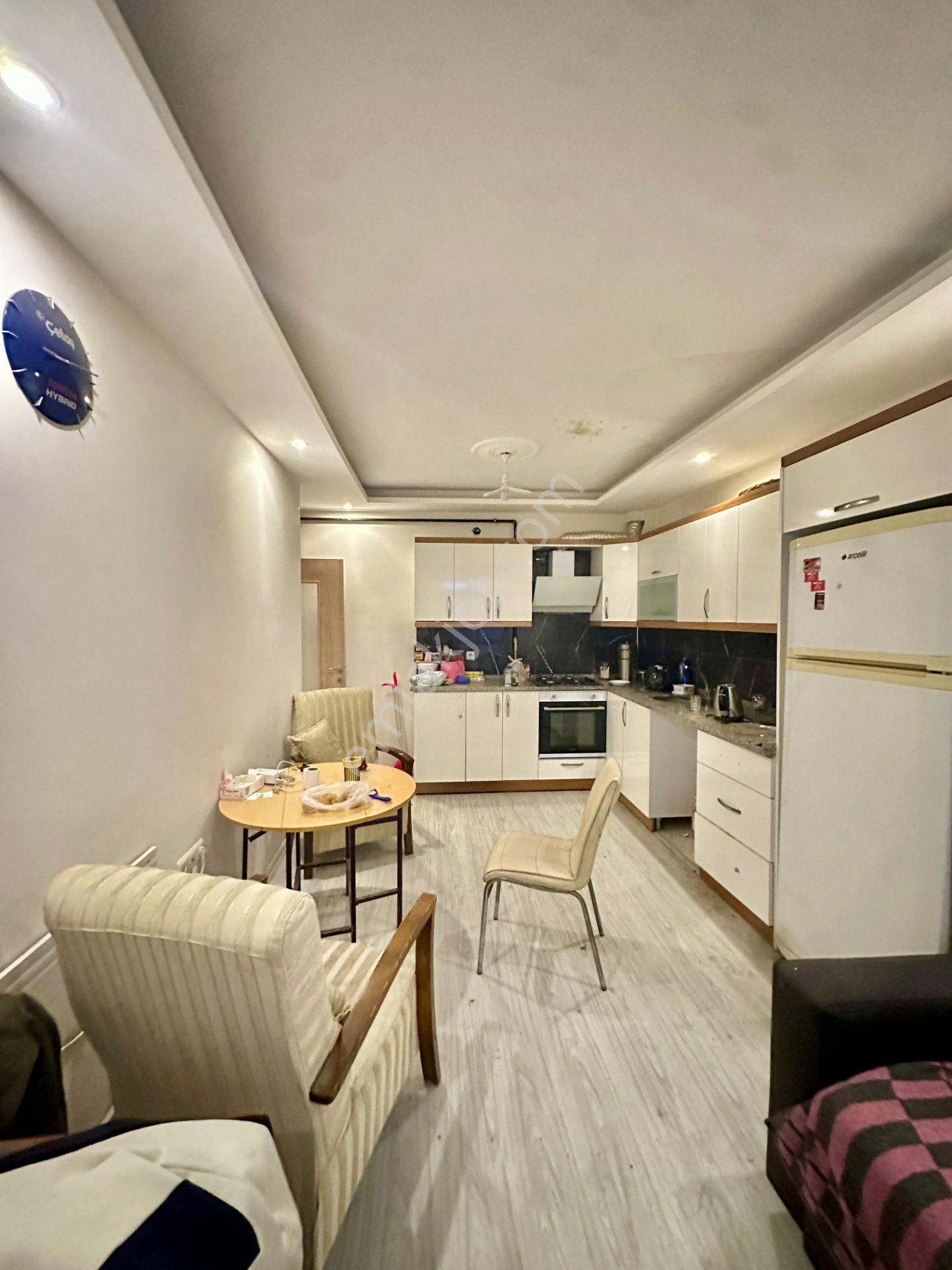 🏡muradiye Mahallesi🏡 ✅2+1 85m2 5 Katlının 1 Katı ❇️özelikli Petek Kombili