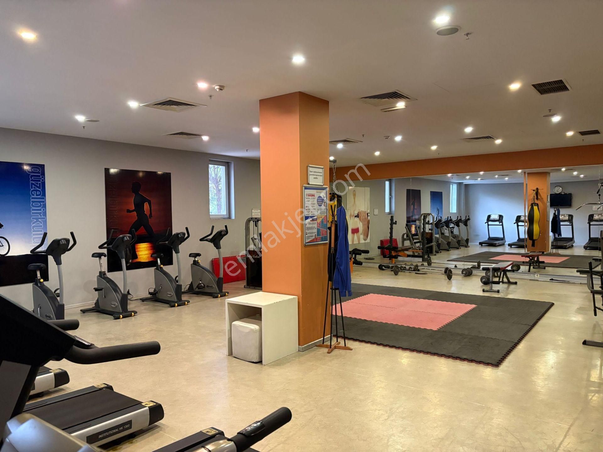 Güzelbiryer Sitesinde Kiralık Önü Açık 4+1 Bahçe Katı - Görsel 33