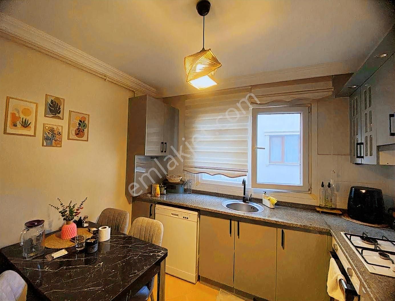 Dumlupınar Mahallesi 3+1 Satılık Daire - Görsel 2