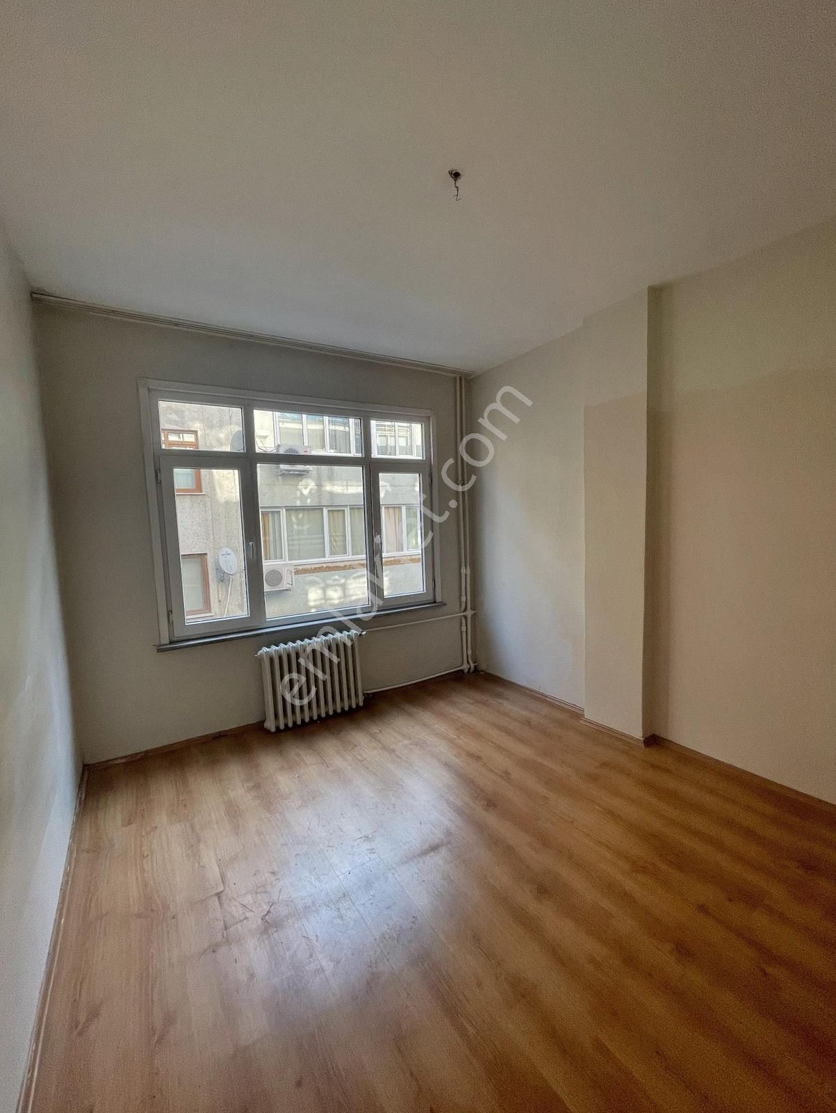 Bakırköy Sahile Yürüme Mesafesinde 2+1 Satılık Daire - Görsel 7