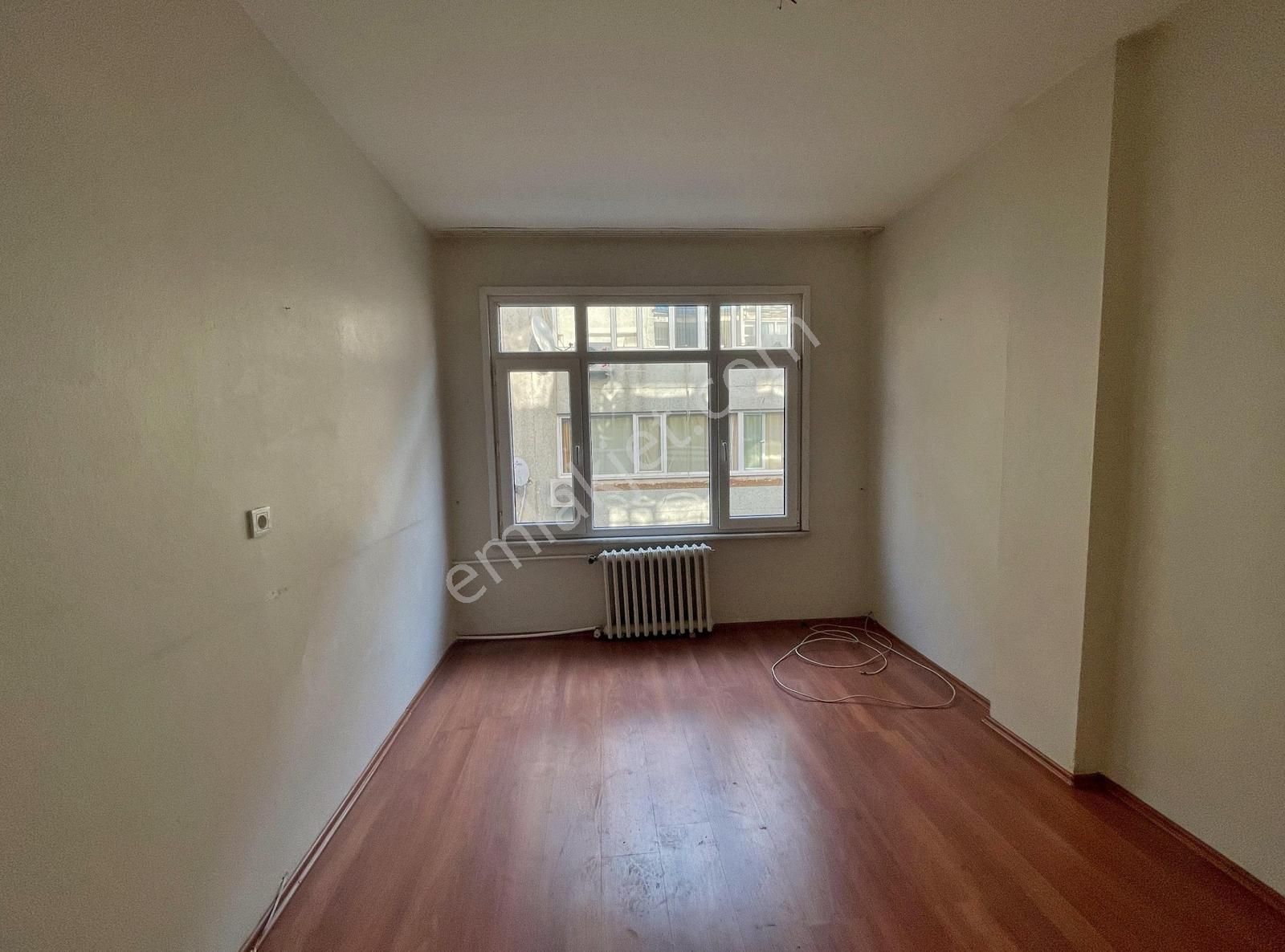 Bakırköy Sahile Yürüme Mesafesinde 2+1 Satılık Daire - Görsel 6