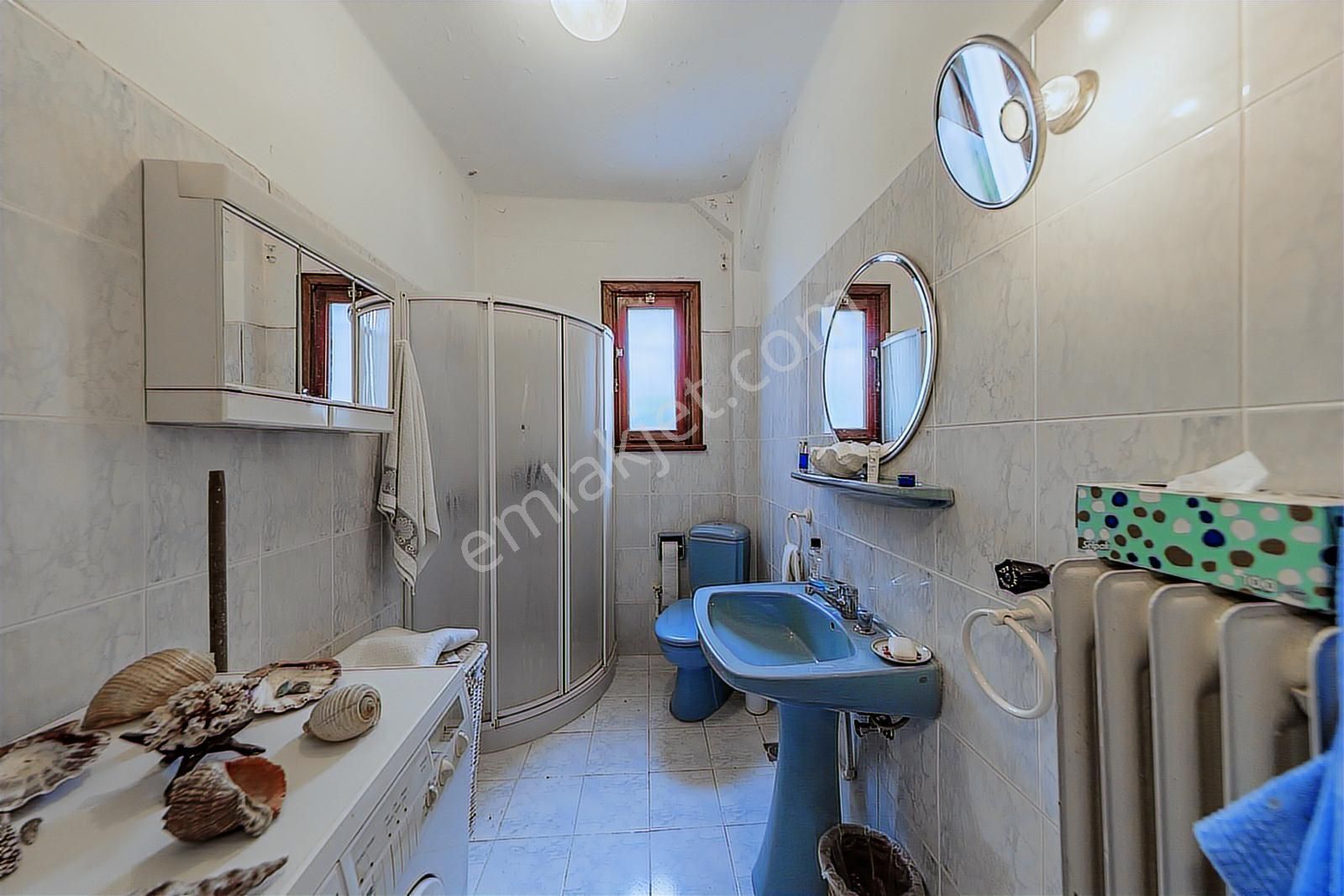 Büyükada'da Maden Mah. Bahçe İçinde İki Katlı Müstakil Villa - Görsel 19