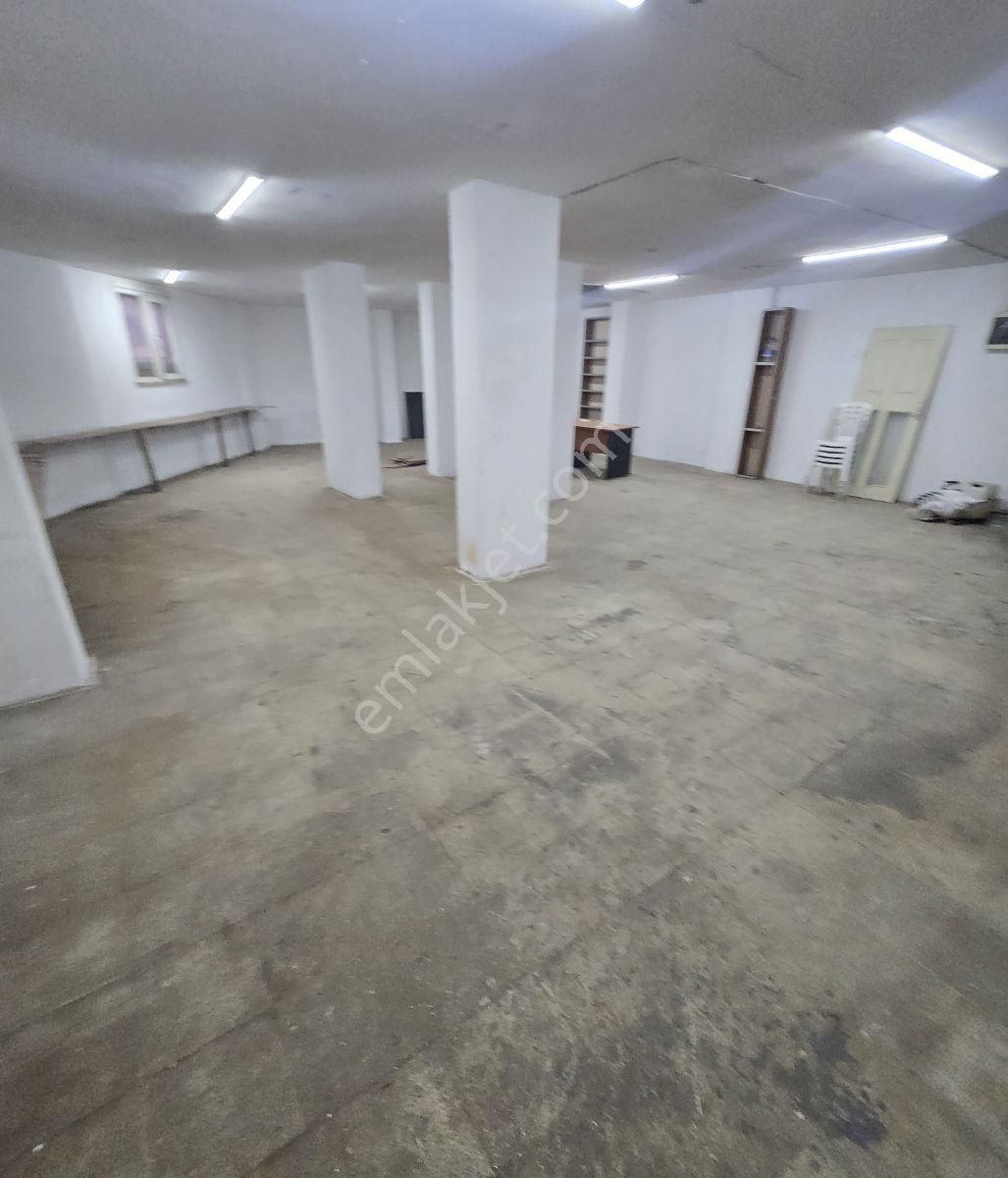 Pendik Esenler Mah. Metroya Yürüme Mesafesinde 130m2 Depolu Dükk - Görsel 10