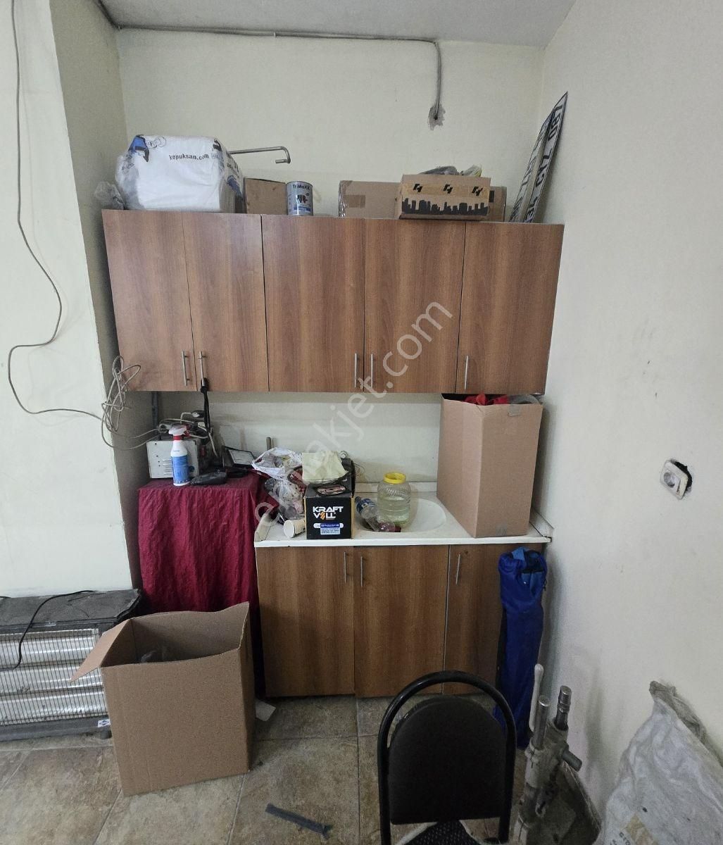 Pendik Esenler Mah. Metroya Yürüme Mesafesinde 130m2 Depolu Dükk - Görsel 6