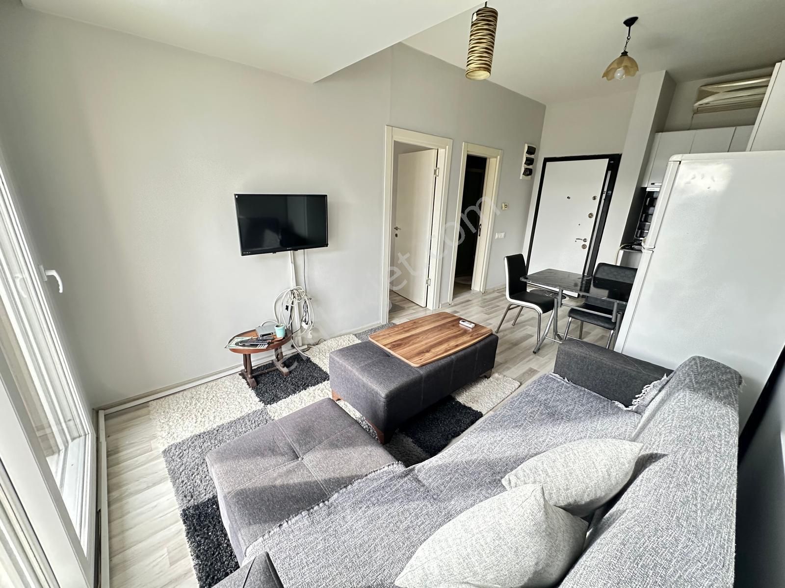 Seyrek Studıo City De Havuz Cephe 1+1 Eşyalı Kiralık Daire​​​​ - Görsel 8