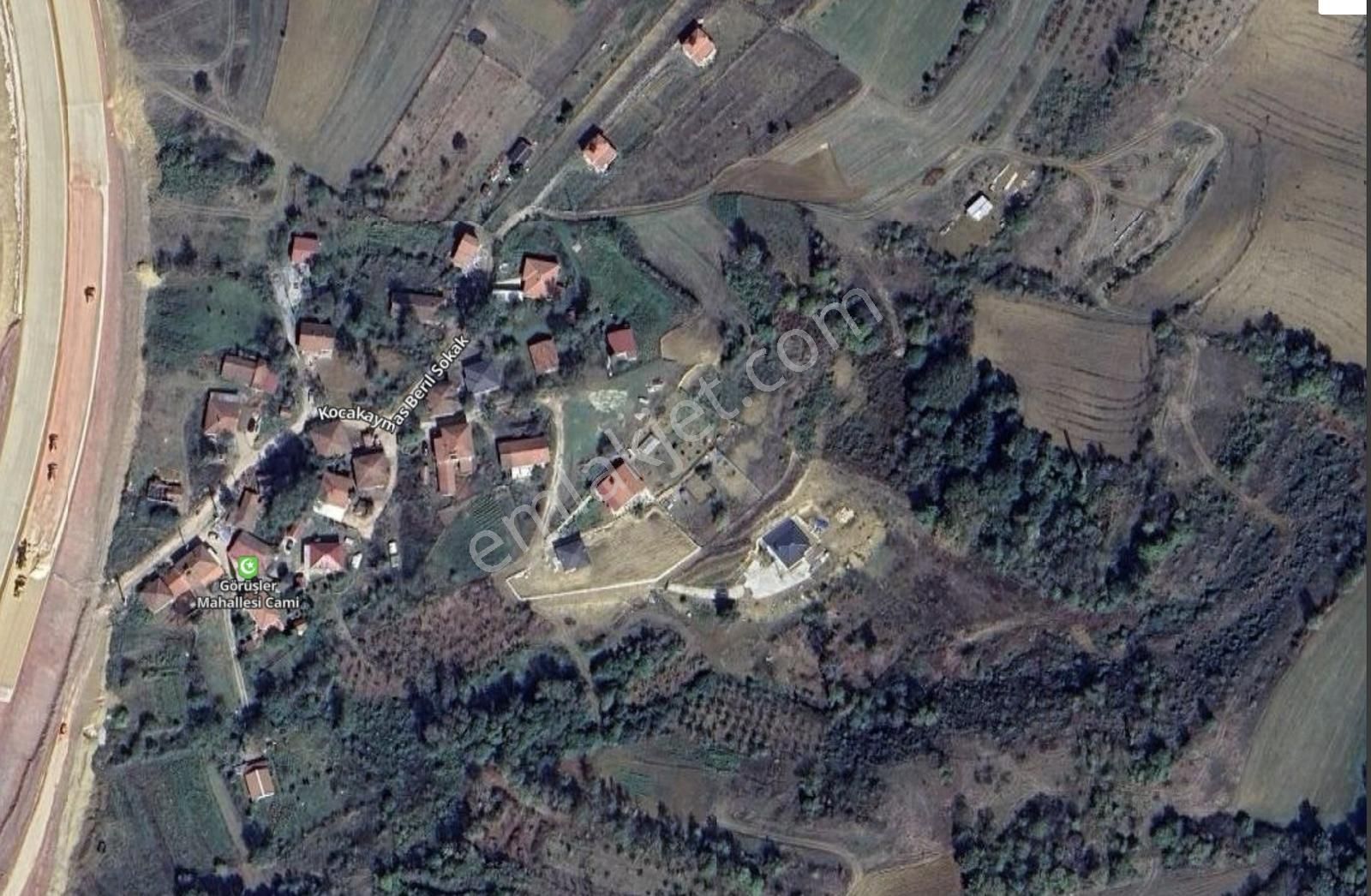 Kandıra Kocakaymaz Mah.4.133 M2 Resmi Yola Cepheli Tarla