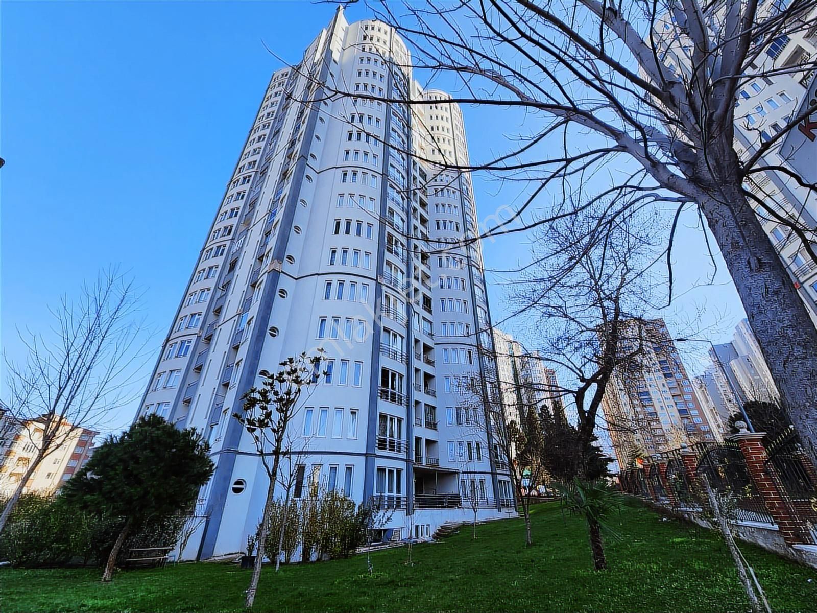 Kayalardan Doğanbey Tokide 3+1 Manzaralı Yüksek Giriş Daire
