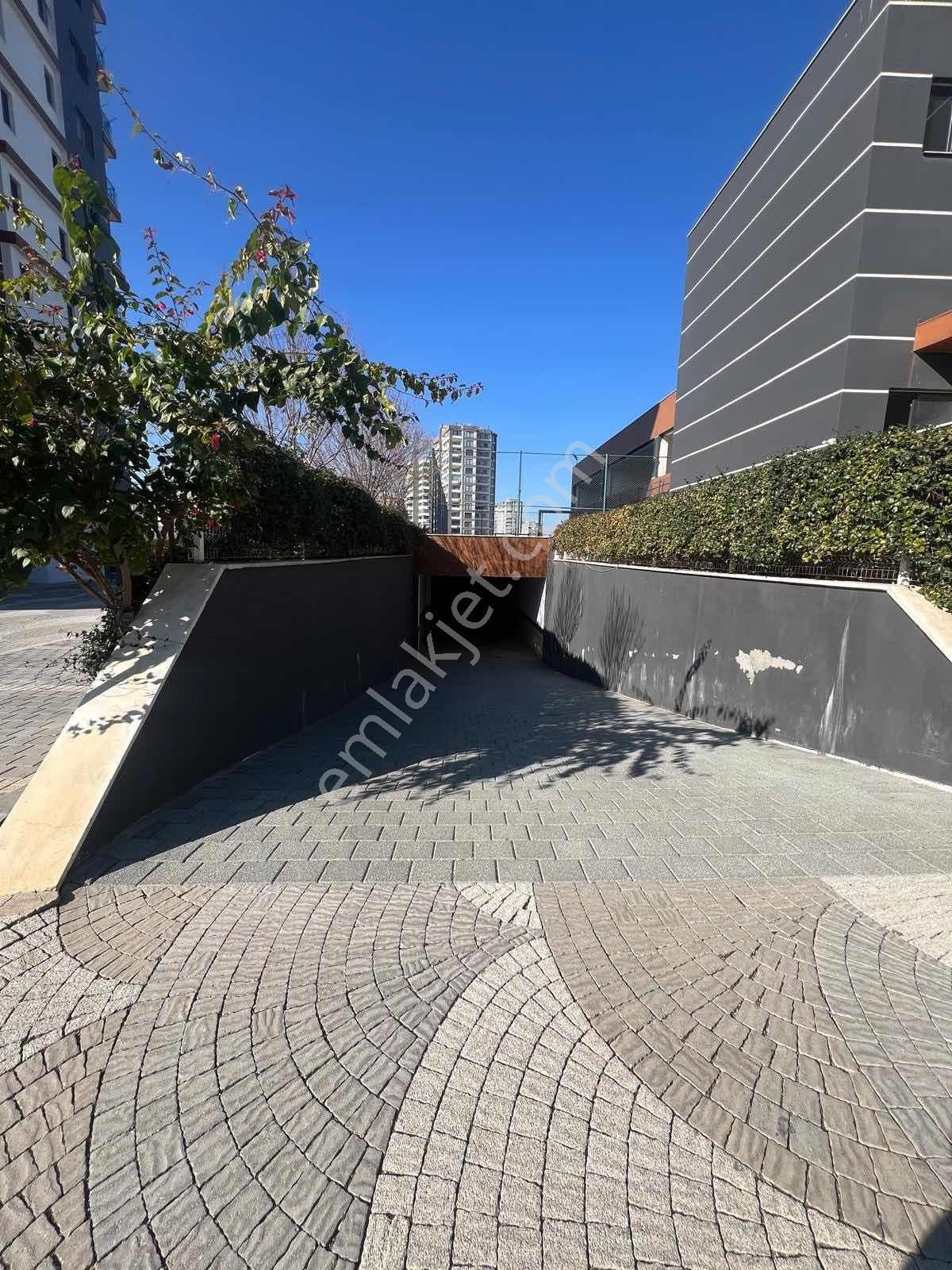 Gürselpaşada Lüks Sitede | 180 M² | 3 Cepheli 4+1 Kiralık - Görsel 13