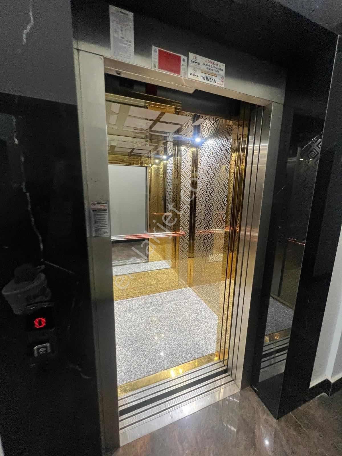 Gürselpaşada Lüks Sitede | 180 M² | 3 Cepheli 4+1 Kiralık - Görsel 17