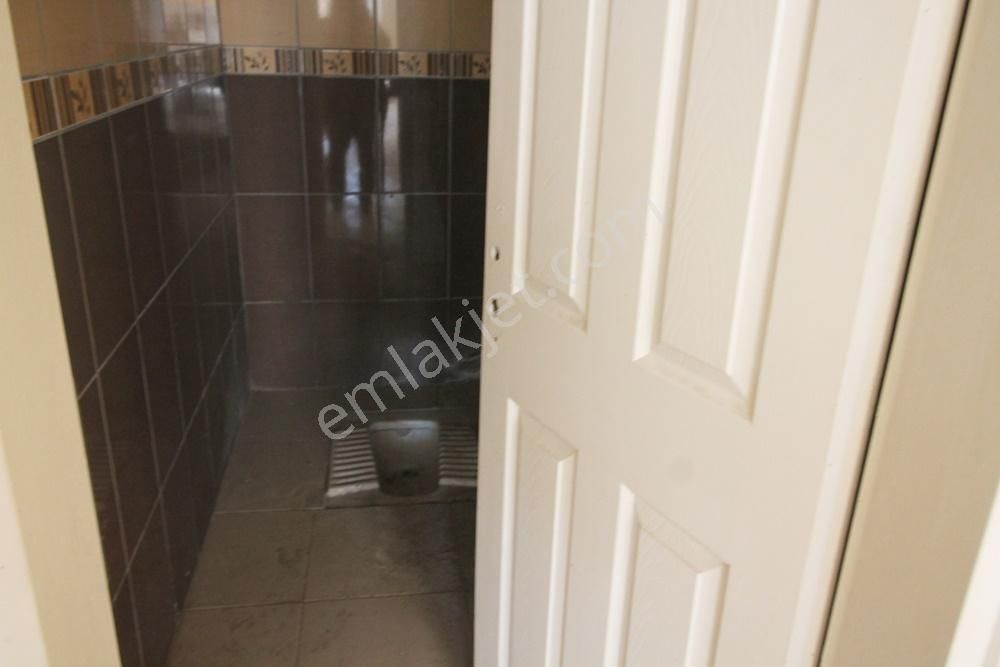 Çorlu Muhittinde Giriş Kat 300 M² Geniş Cepheli Kiracılı Dükkan - Görsel 7