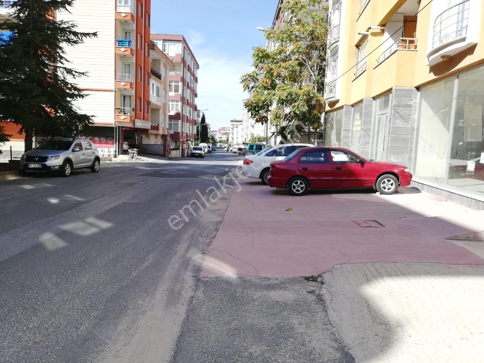 Çorlu Muhittinde Giriş Kat 300 M² Geniş Cepheli Kiracılı Dükkan - Görsel 5