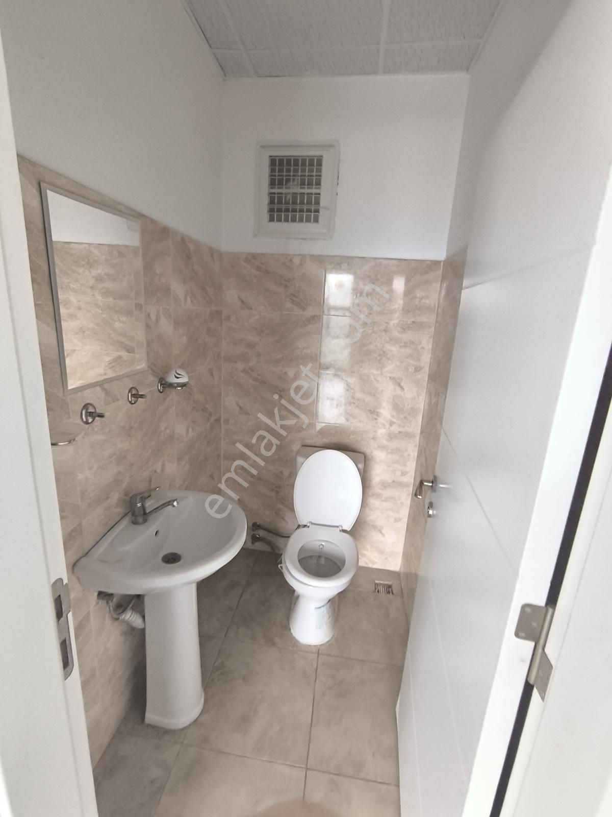 Kariyer'den Ertuğrulgazi Cad Atimer 2 İşmerk 45m2 Kiralık Ofis - Görsel 14