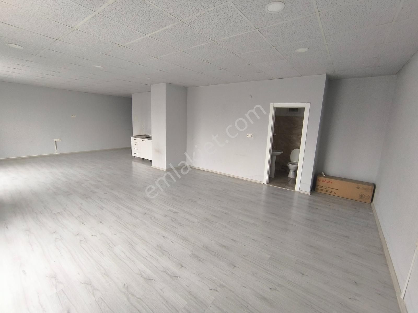 Kariyer'den Ertuğrulgazi Cad Atimer 2 İşmerk 45m2 Kiralık Ofis - Görsel 5