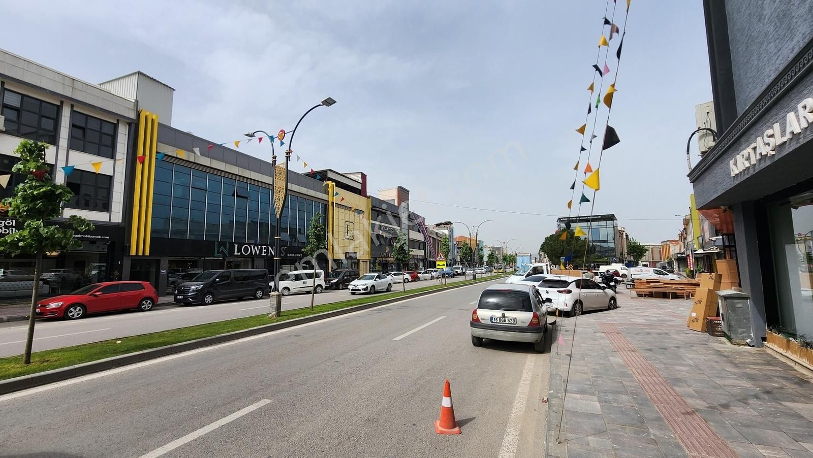 Kariyer'den Ertuğrulgazi Cad Atimer 2 İşmerk 45m2 Kiralık Ofis - Görsel 26