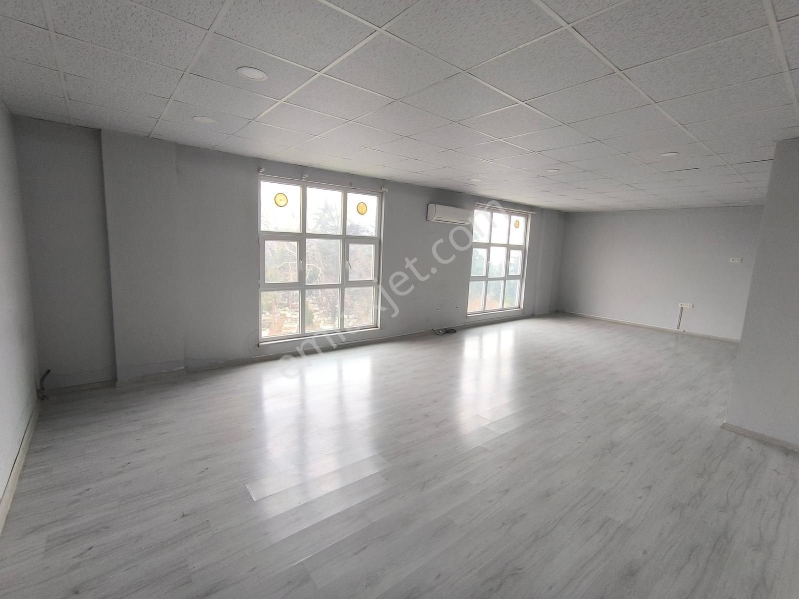 Kariyer'den Ertuğrulgazi Cad Atimer 2 İşmerk 45m2 Kiralık Ofis - Görsel 13